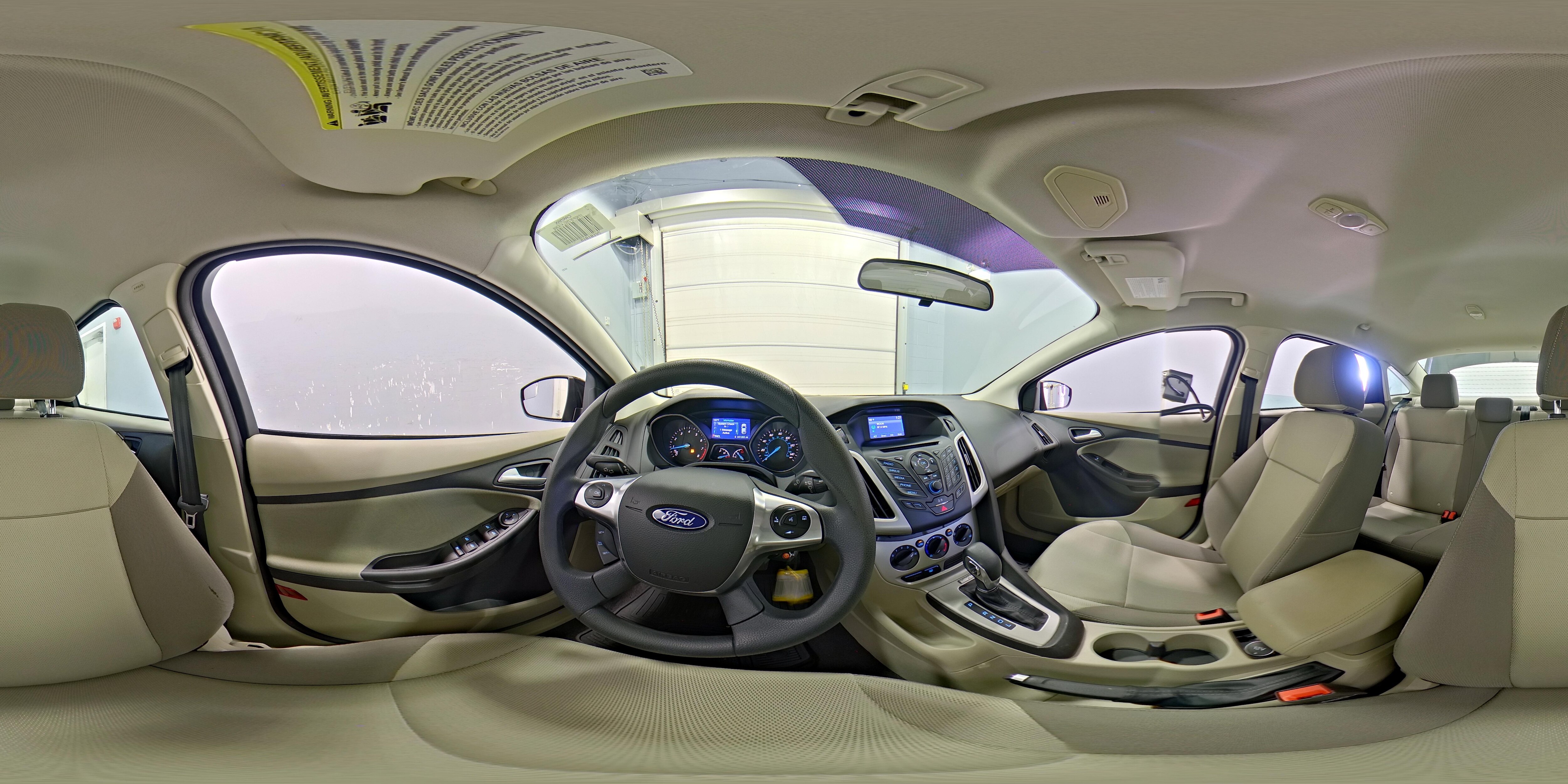 2014 Ford Focus SE - Photo 25