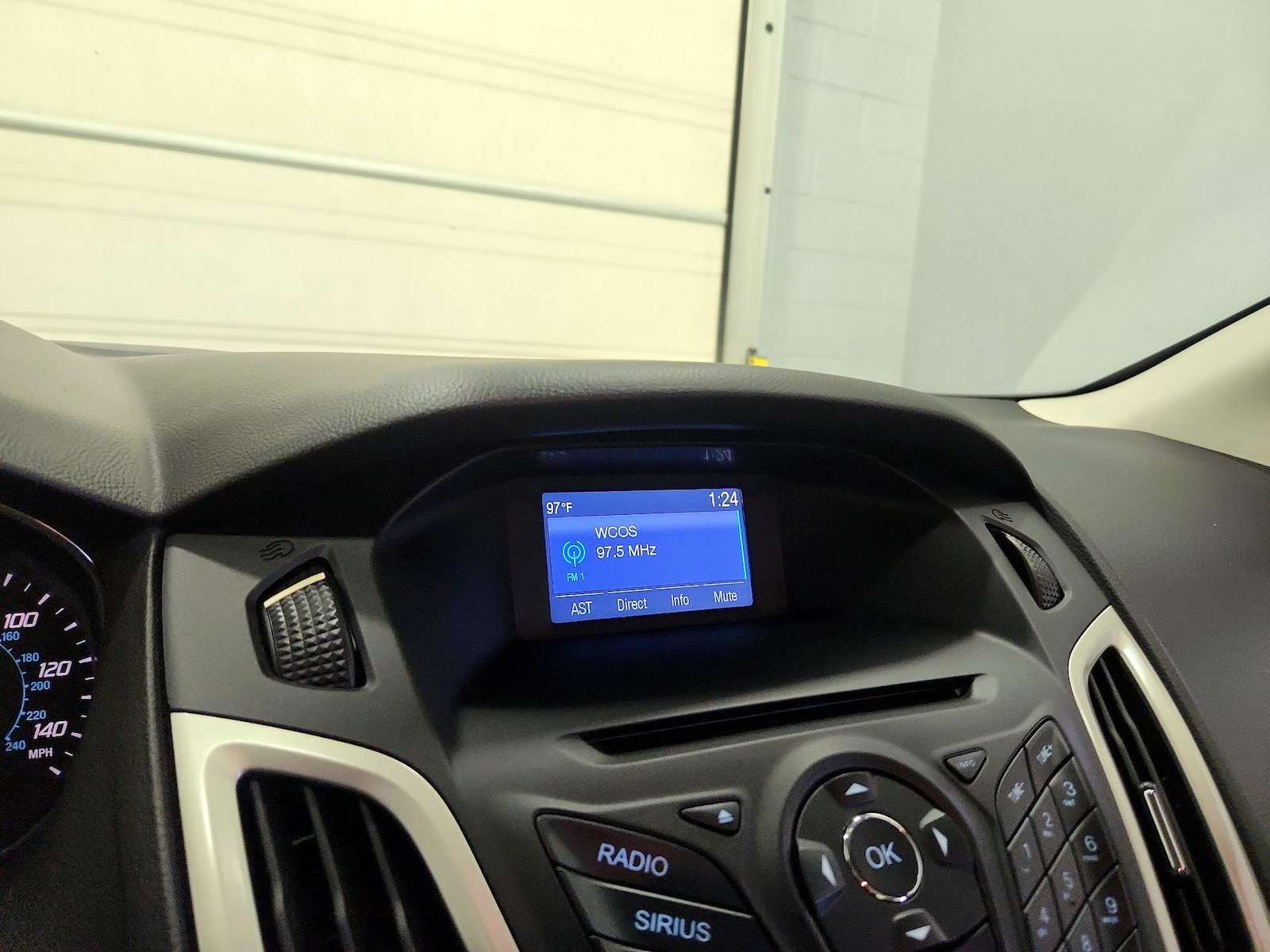 2014 Ford Focus SE - Photo 15