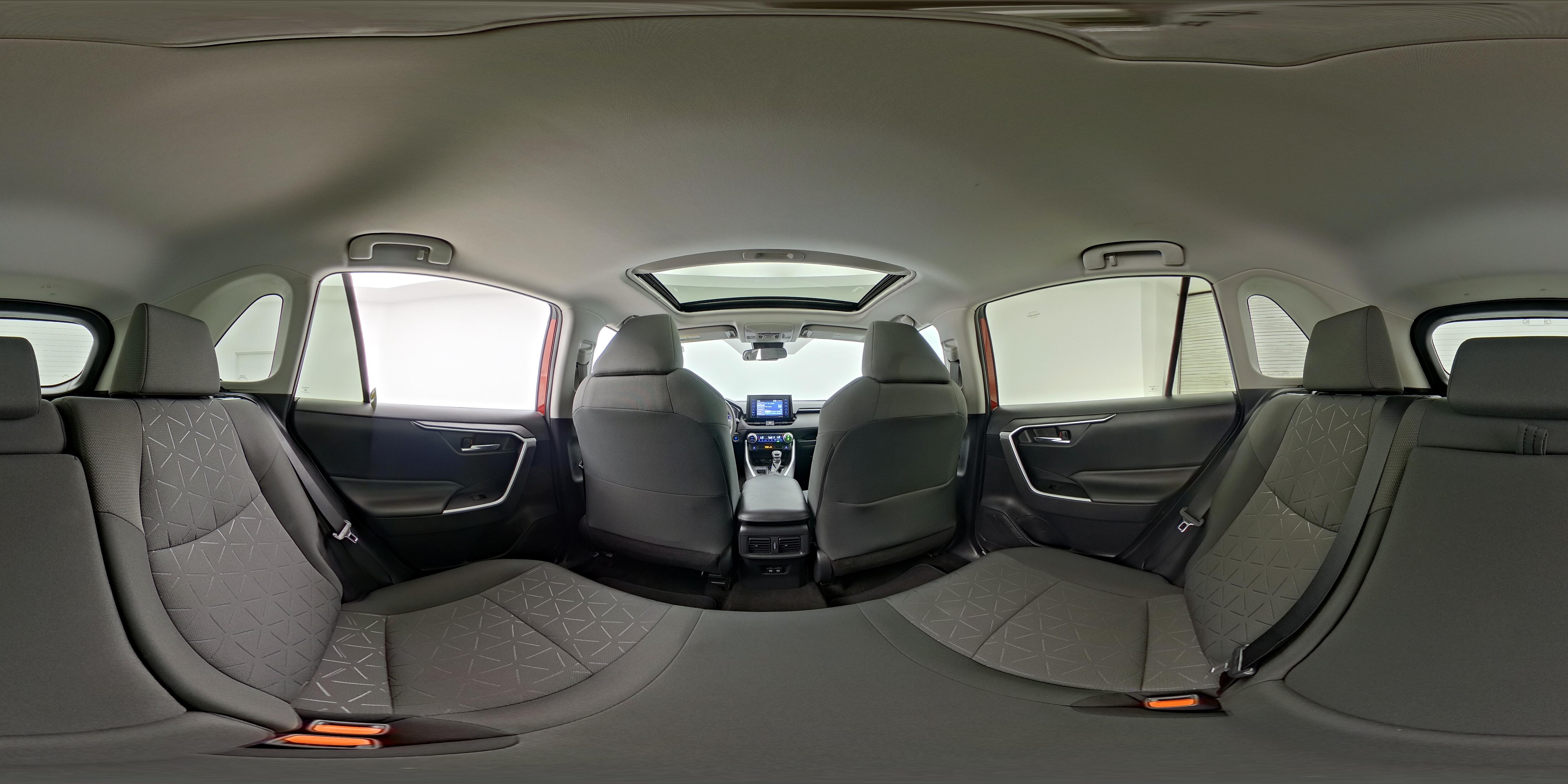 2020 Toyota RAV4 XLE - Photo 28