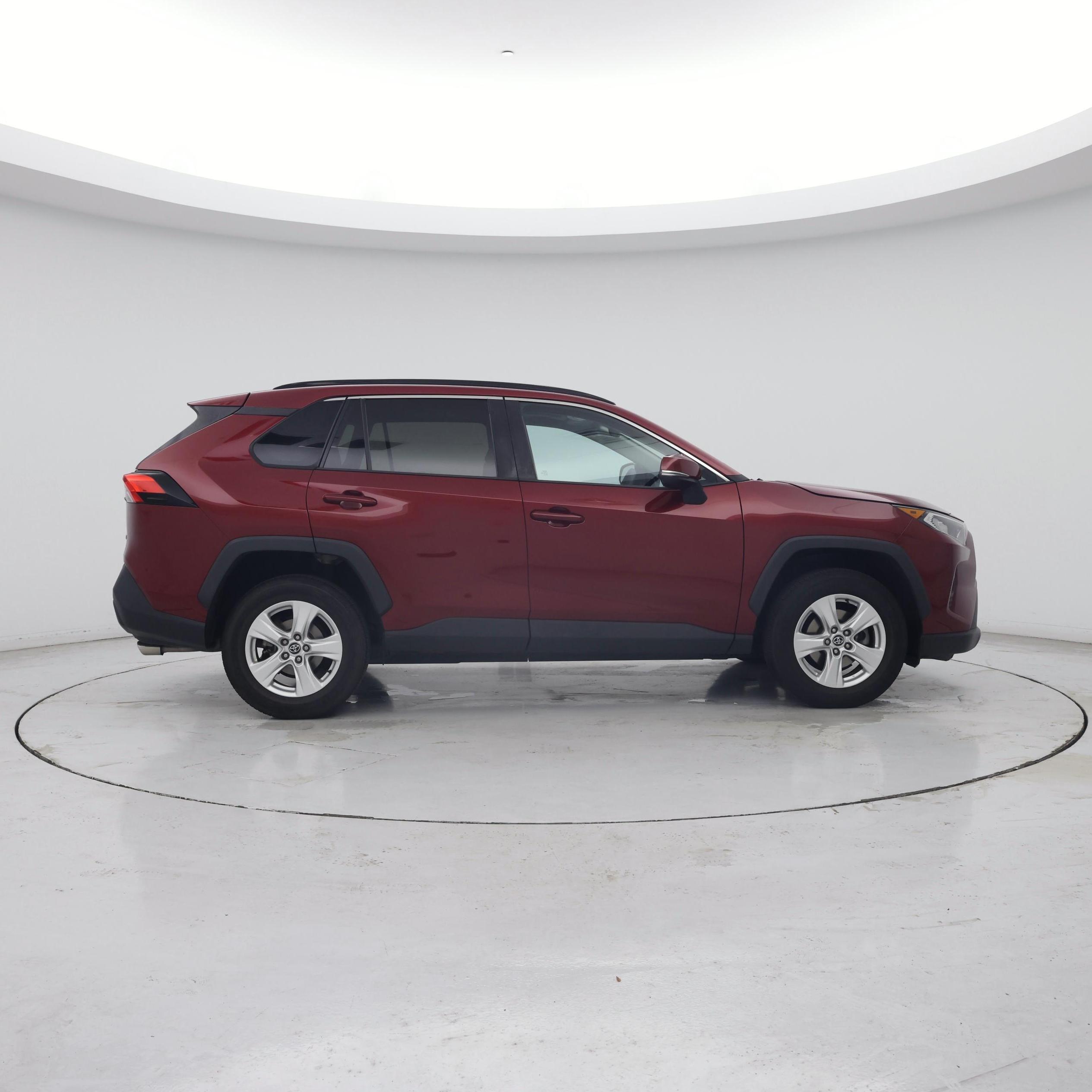 Thumbnail: 2020 Toyota RAV4 - 7