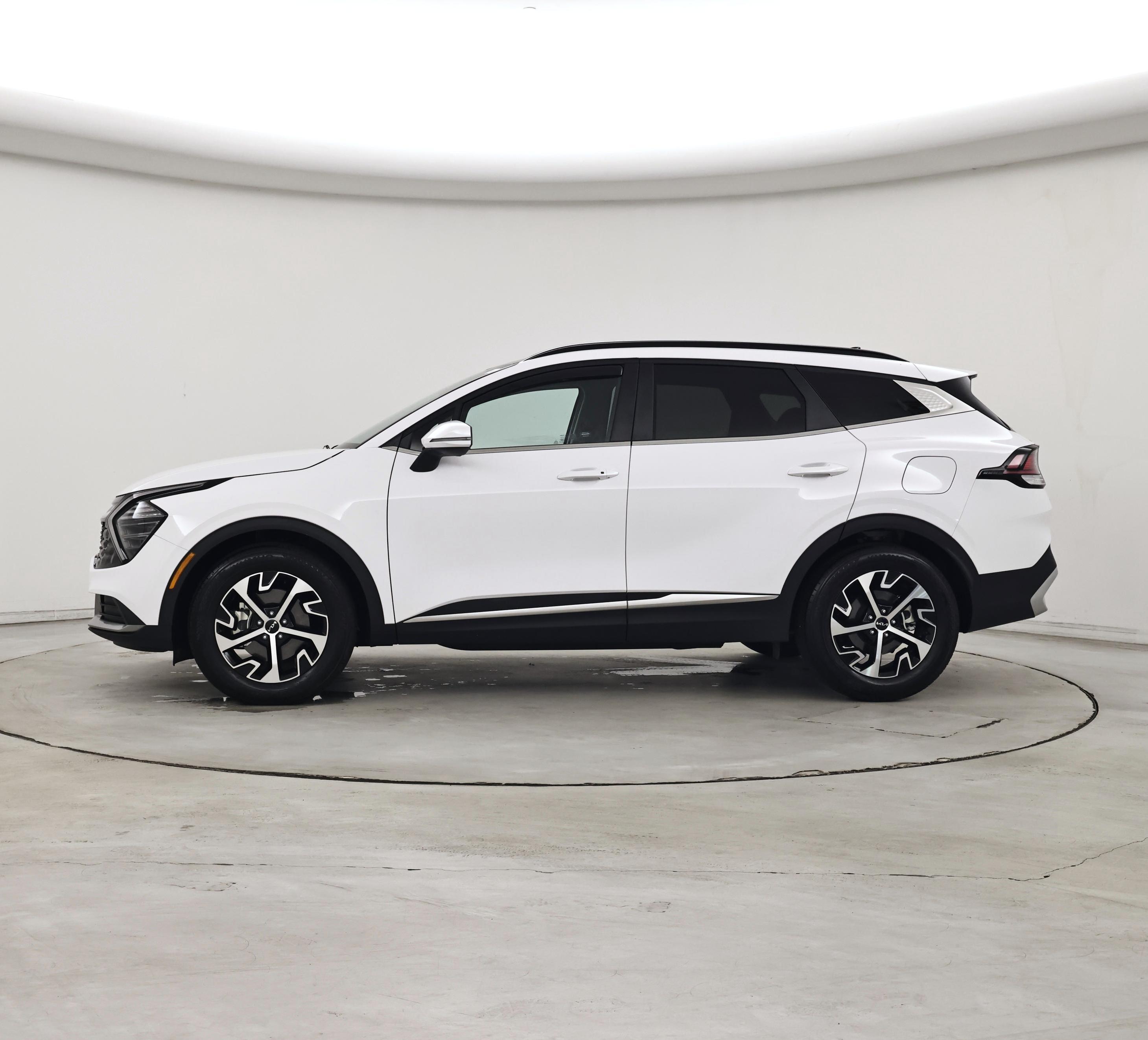Thumbnail: 2025 Kia Sportage - 3