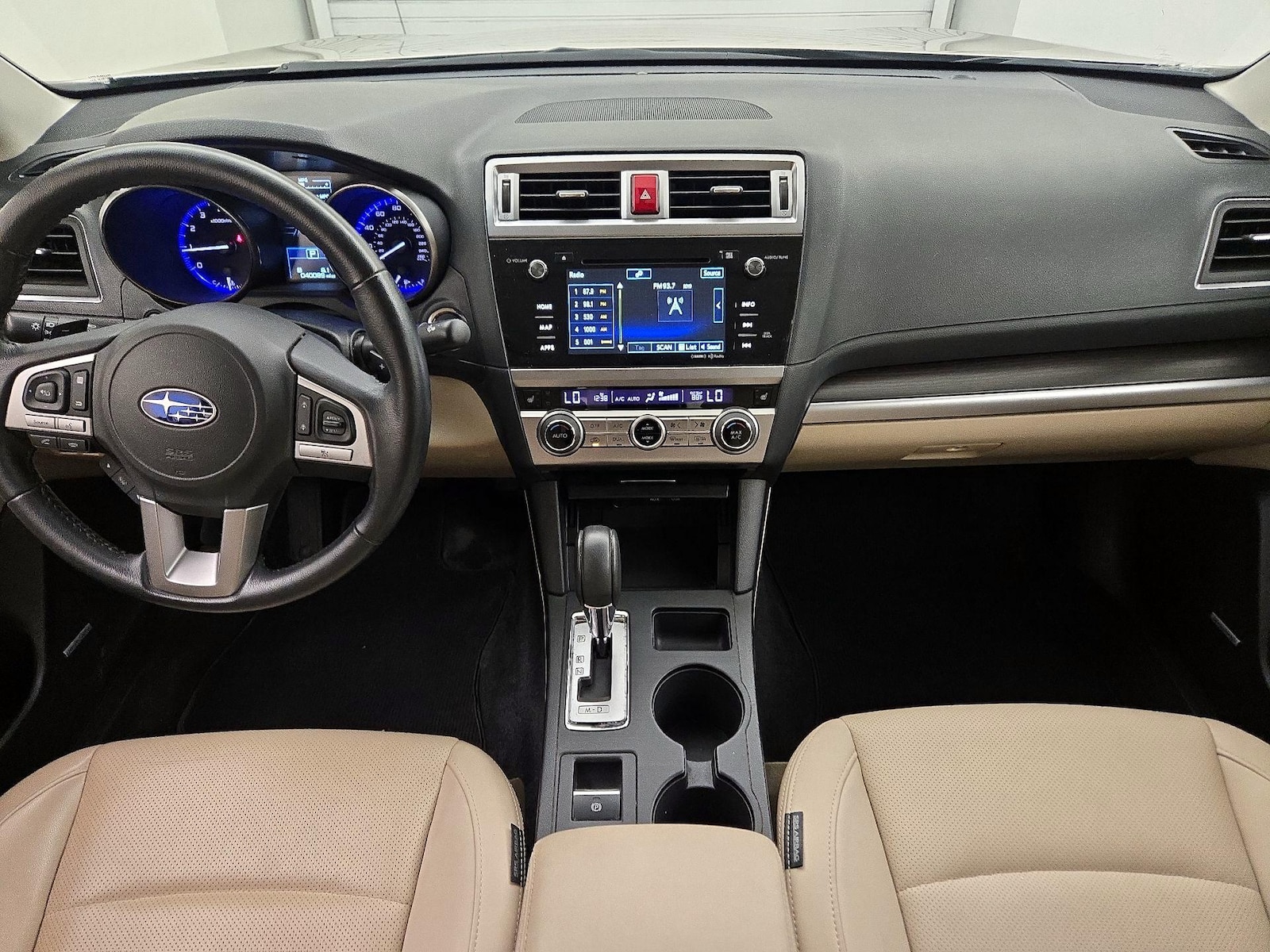2015 Subaru Legacy 3.6R Limited - Photo 10