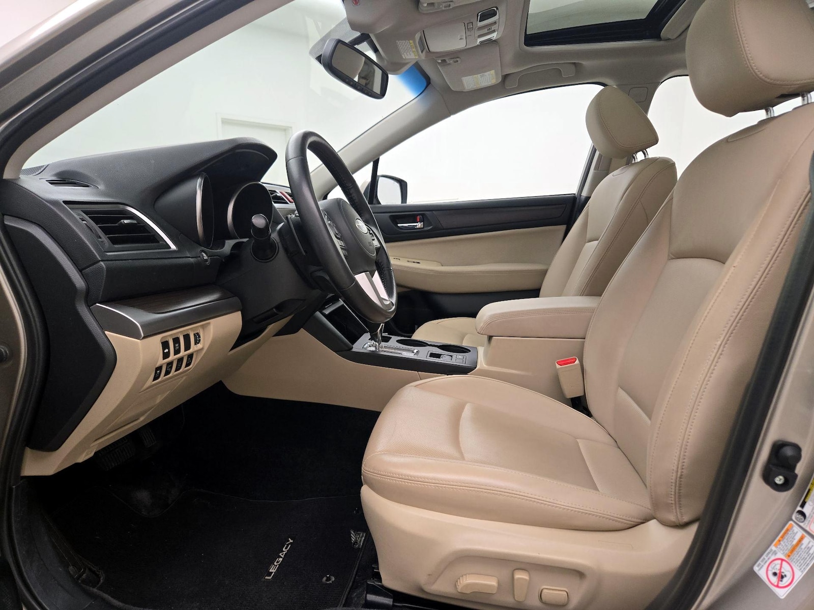 2015 Subaru Legacy 3.6R Limited - Photo 12