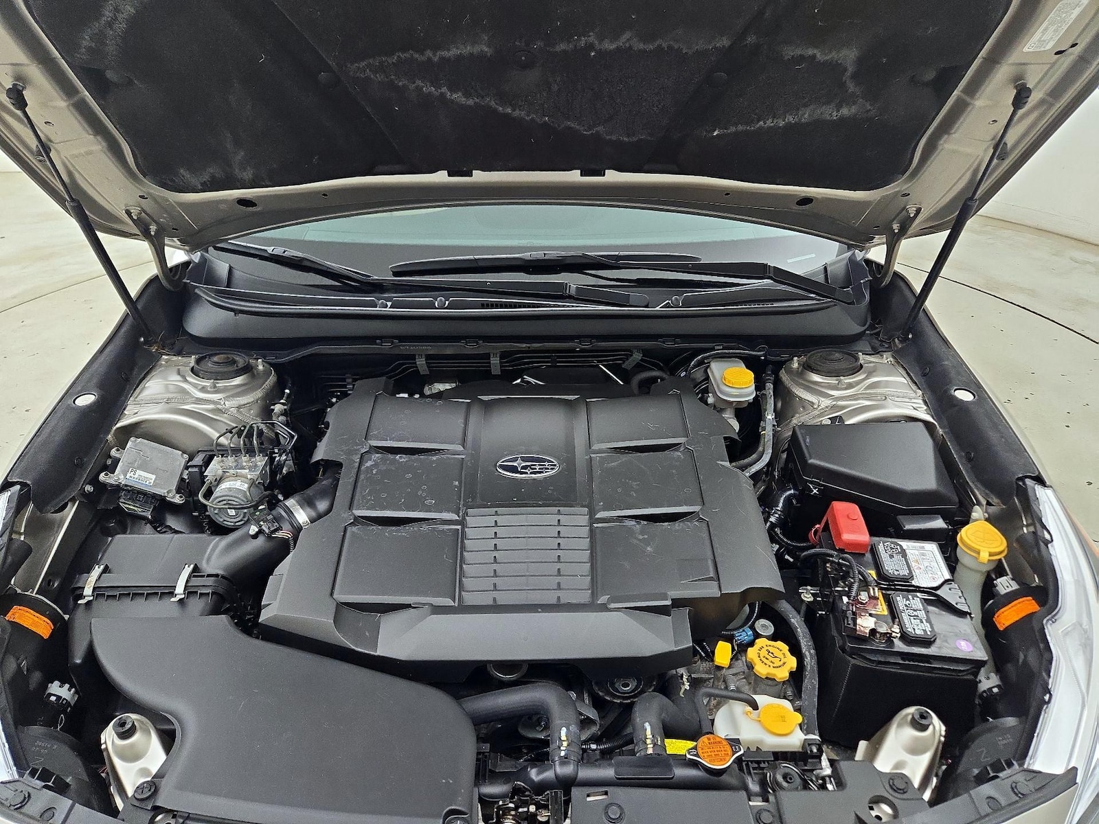 2015 Subaru Legacy 3.6R Limited - Photo 24