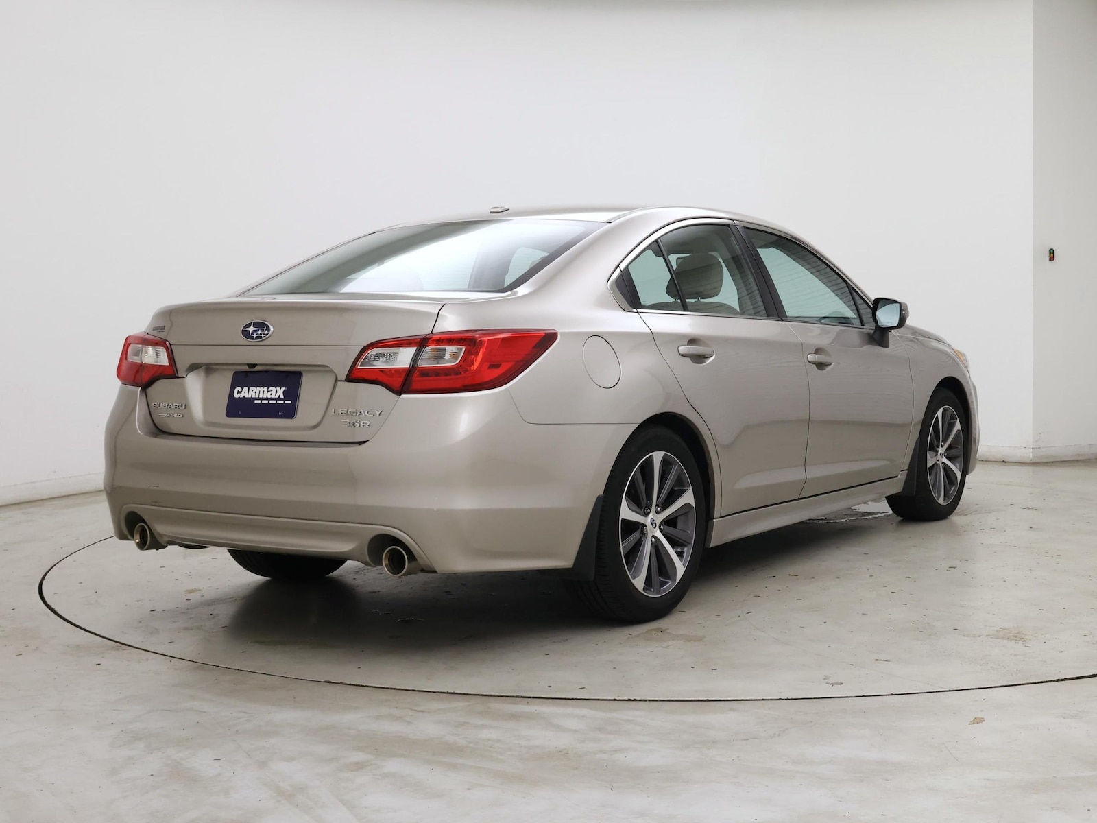 2015 Subaru Legacy 3.6R Limited - Photo 9