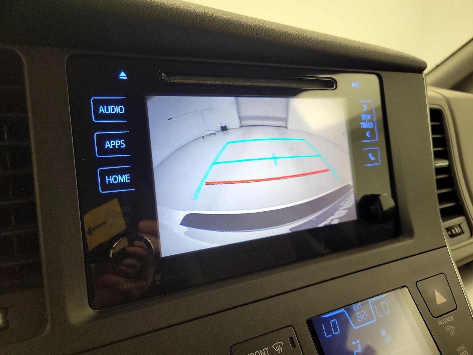 2015 Toyota Sienna LE, photo 15