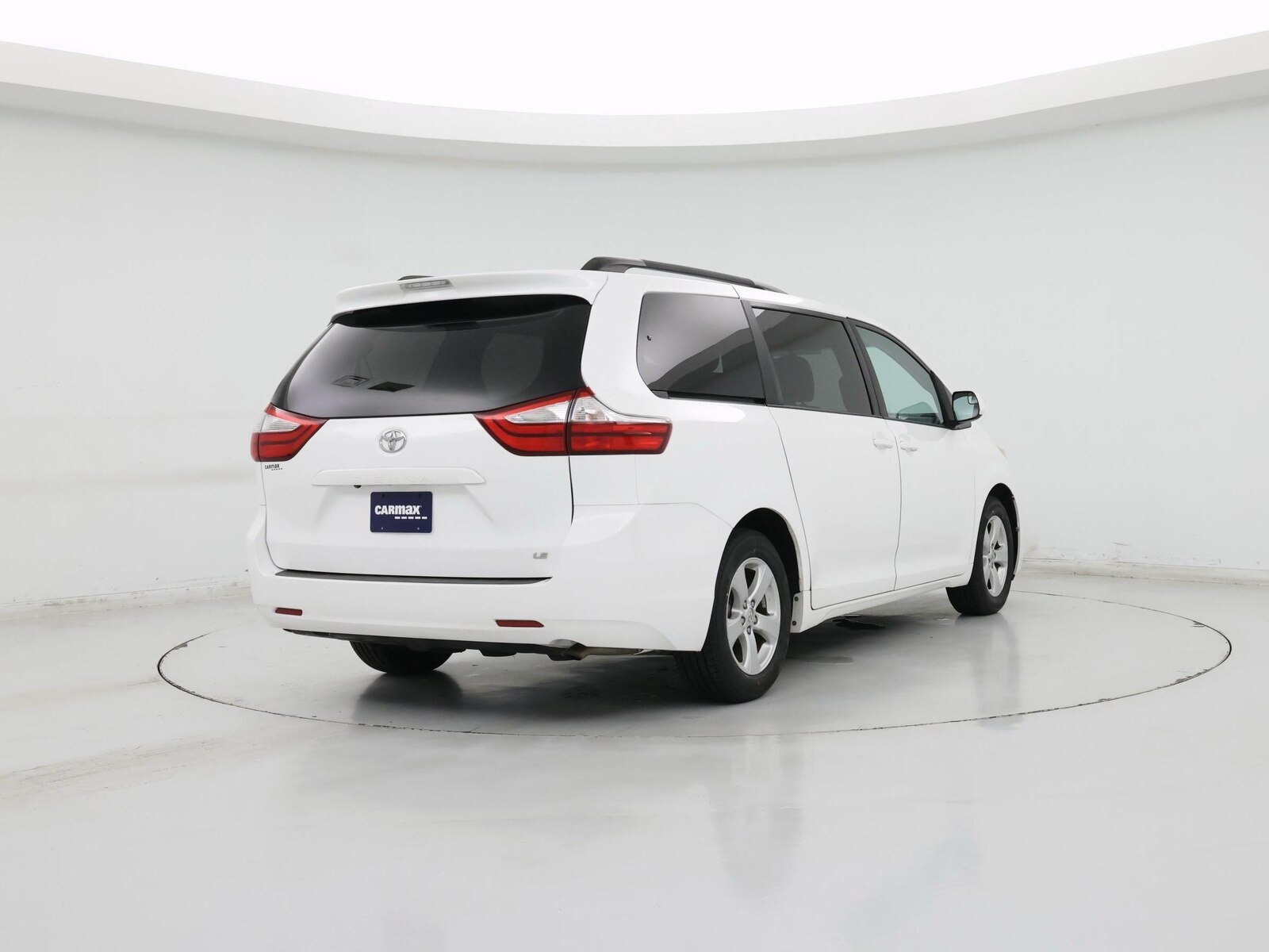 2015 Toyota Sienna LE, photo 9
