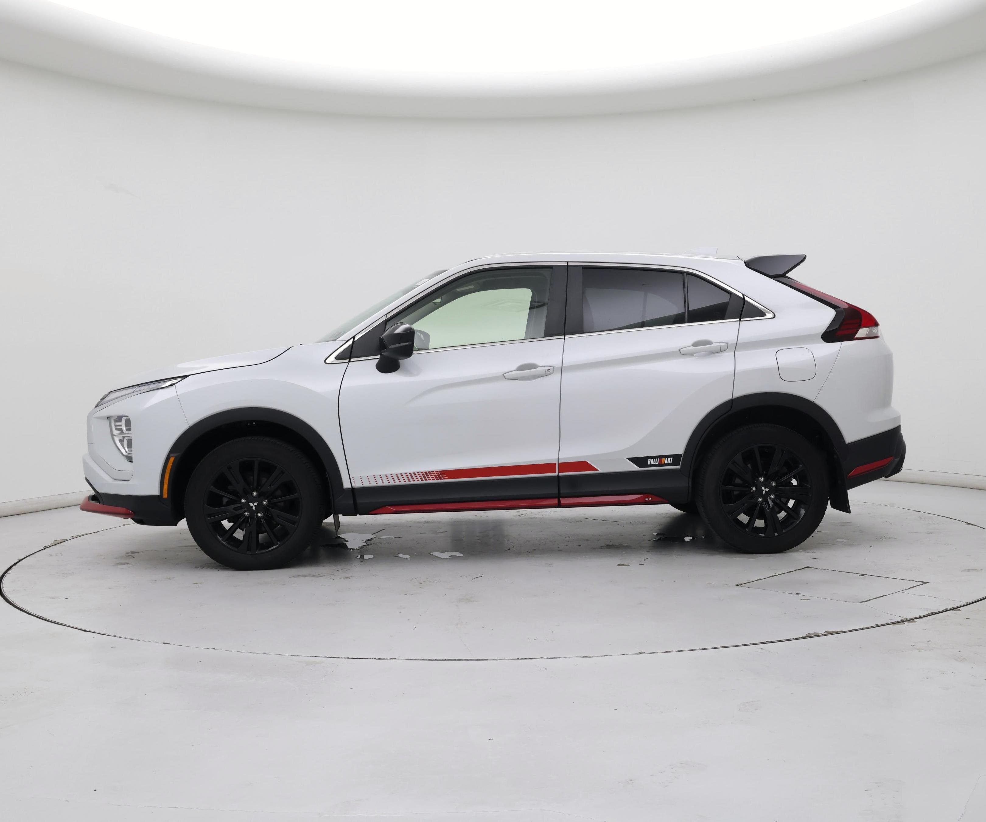 Thumbnail: 2023 Mitsubishi Eclipse Cross - 3