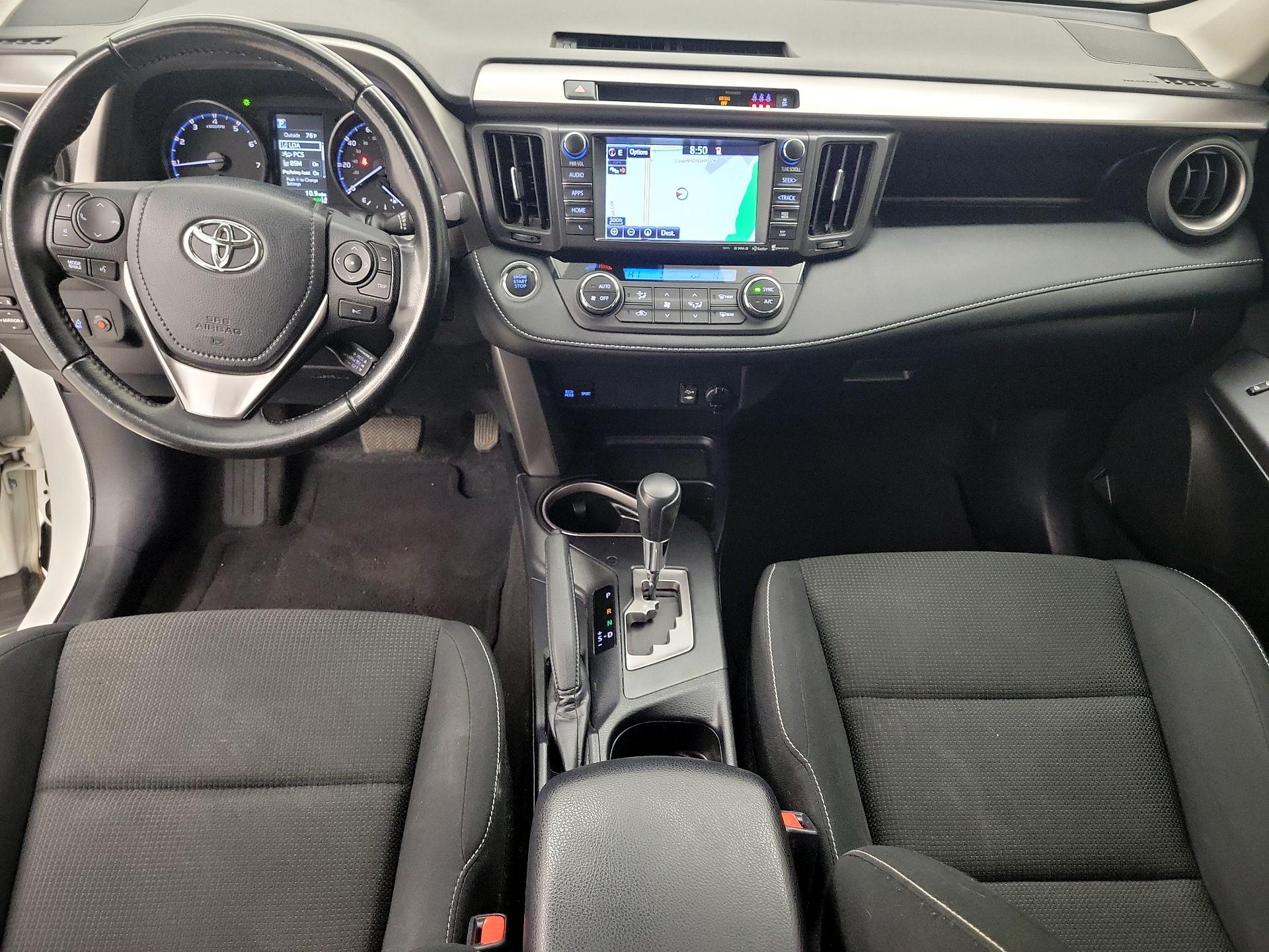 Thumbnail: 2017 Toyota RAV4 - 9