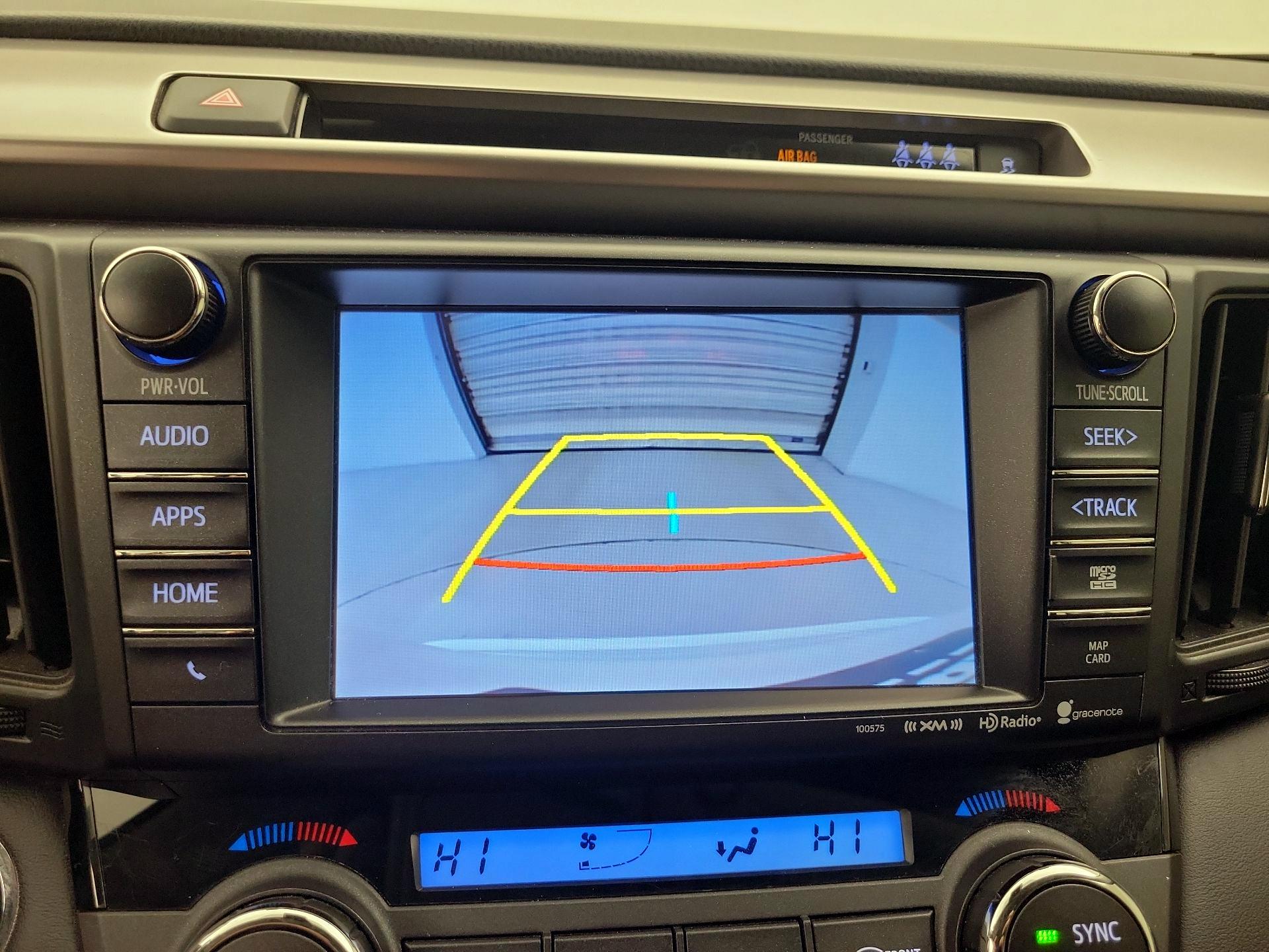 Thumbnail: 2017 Toyota RAV4 - 15