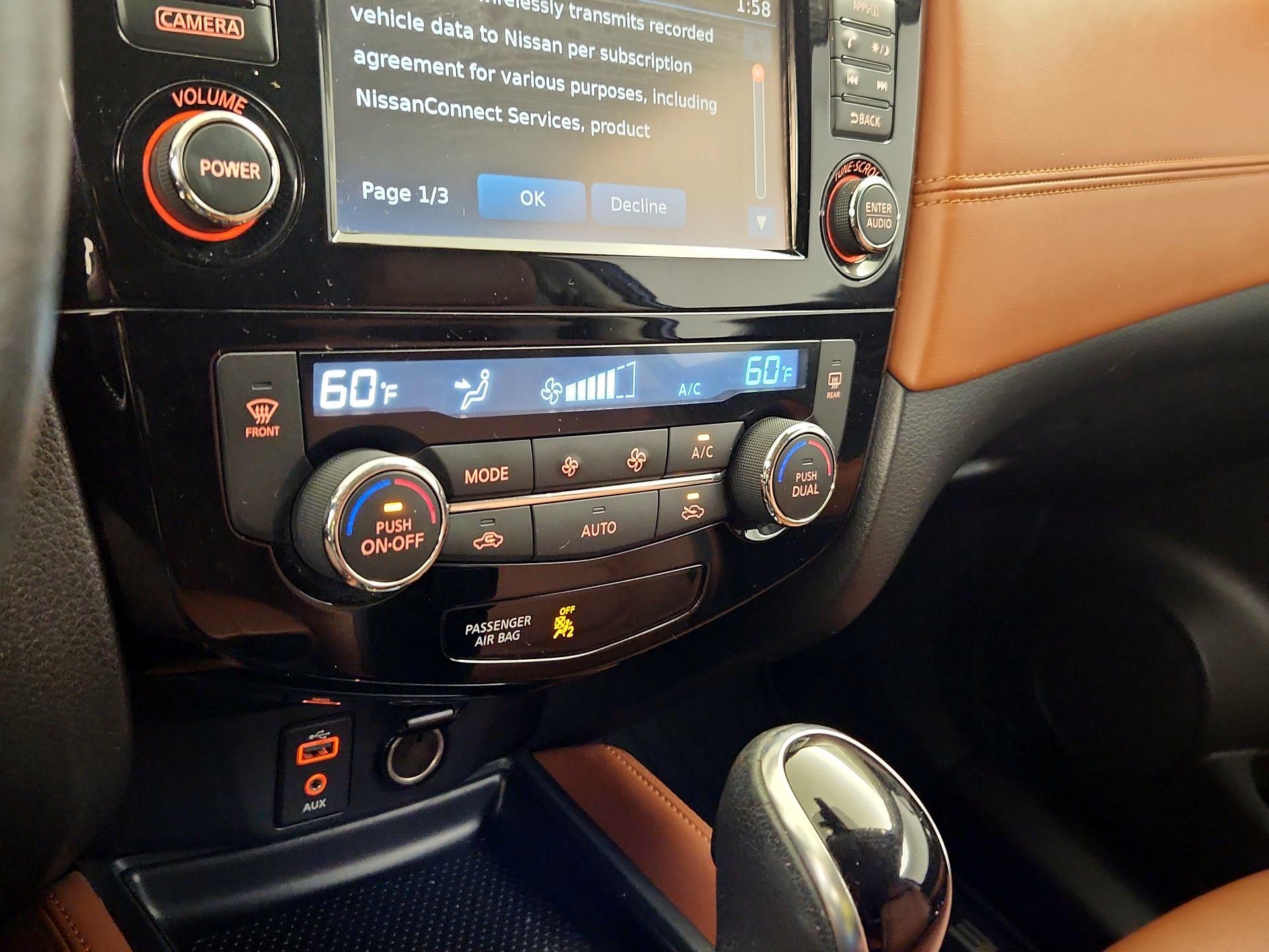 Thumbnail: 2017 Nissan Rogue - 17