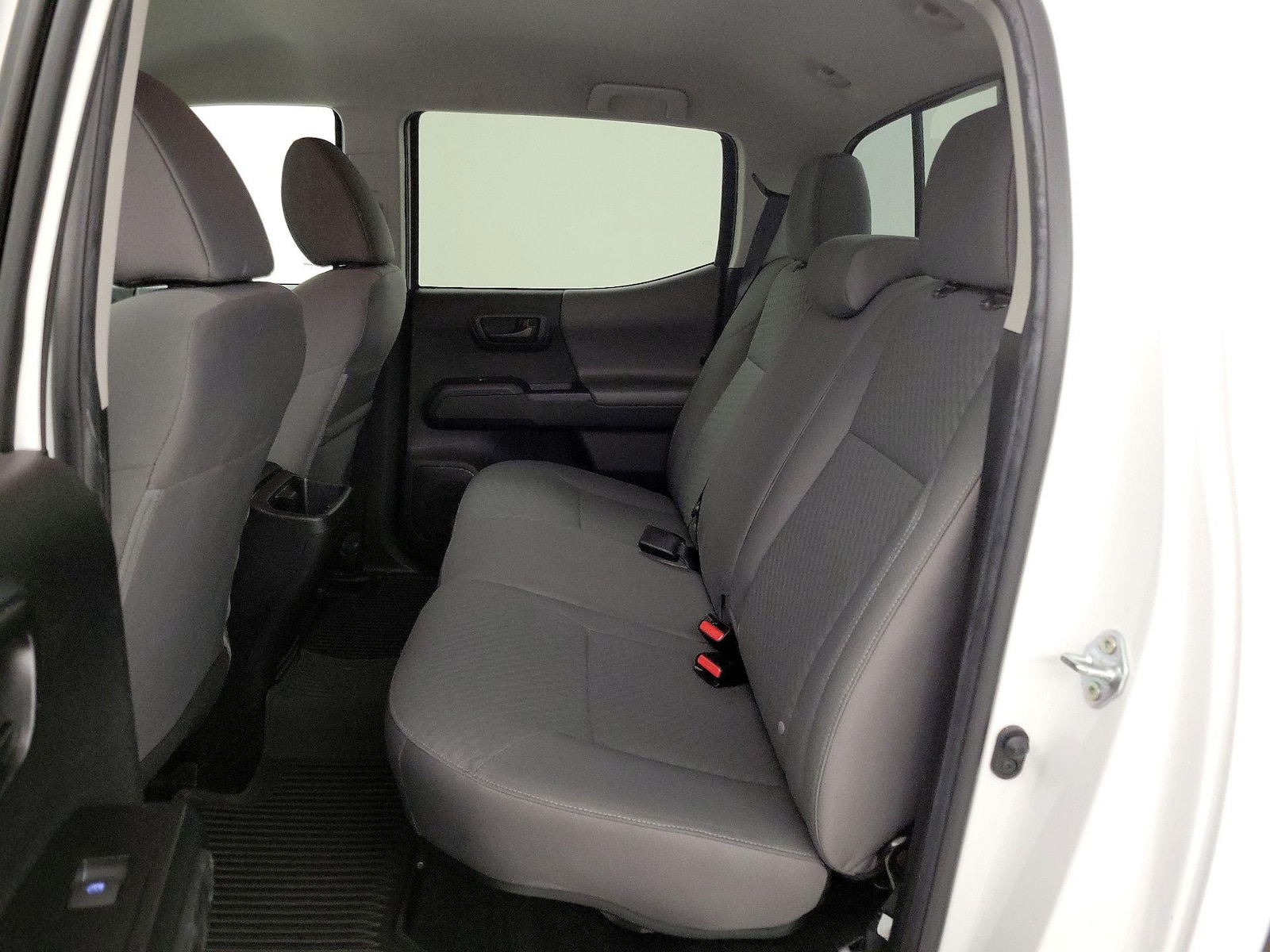 2023 Toyota Tacoma SR - Photo 19