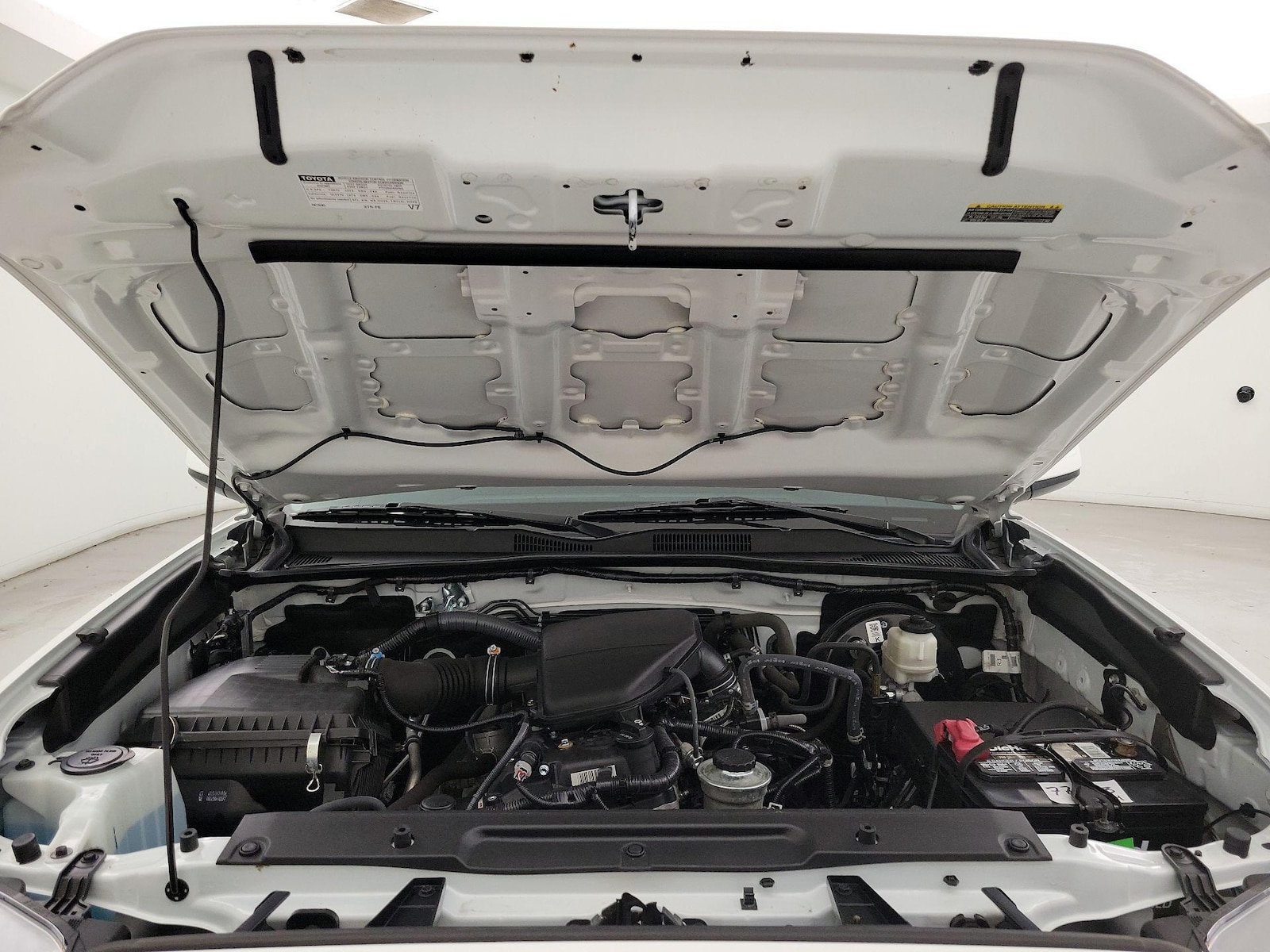 2023 Toyota Tacoma SR - Photo 21