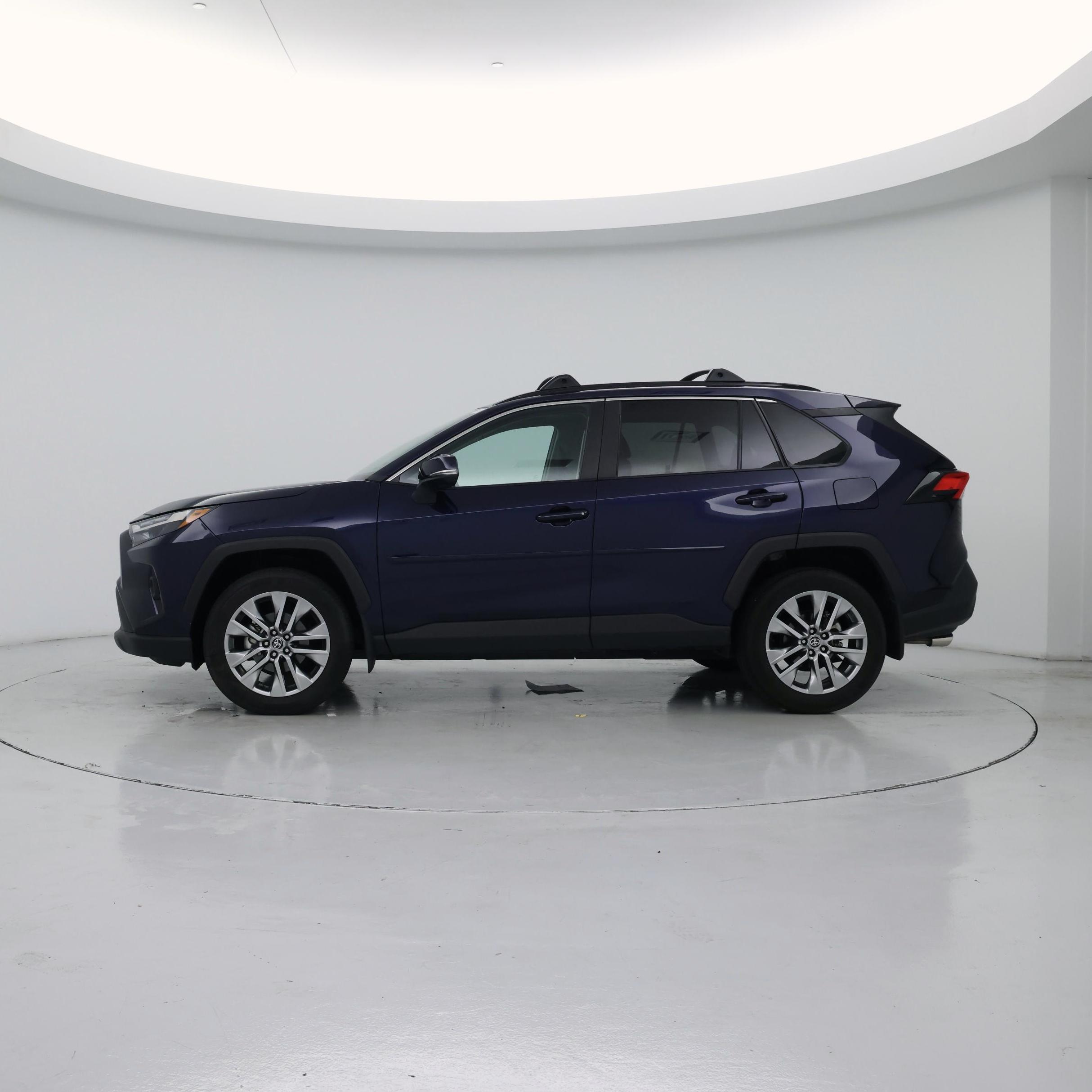 Thumbnail: 2025 Toyota RAV4 - 3