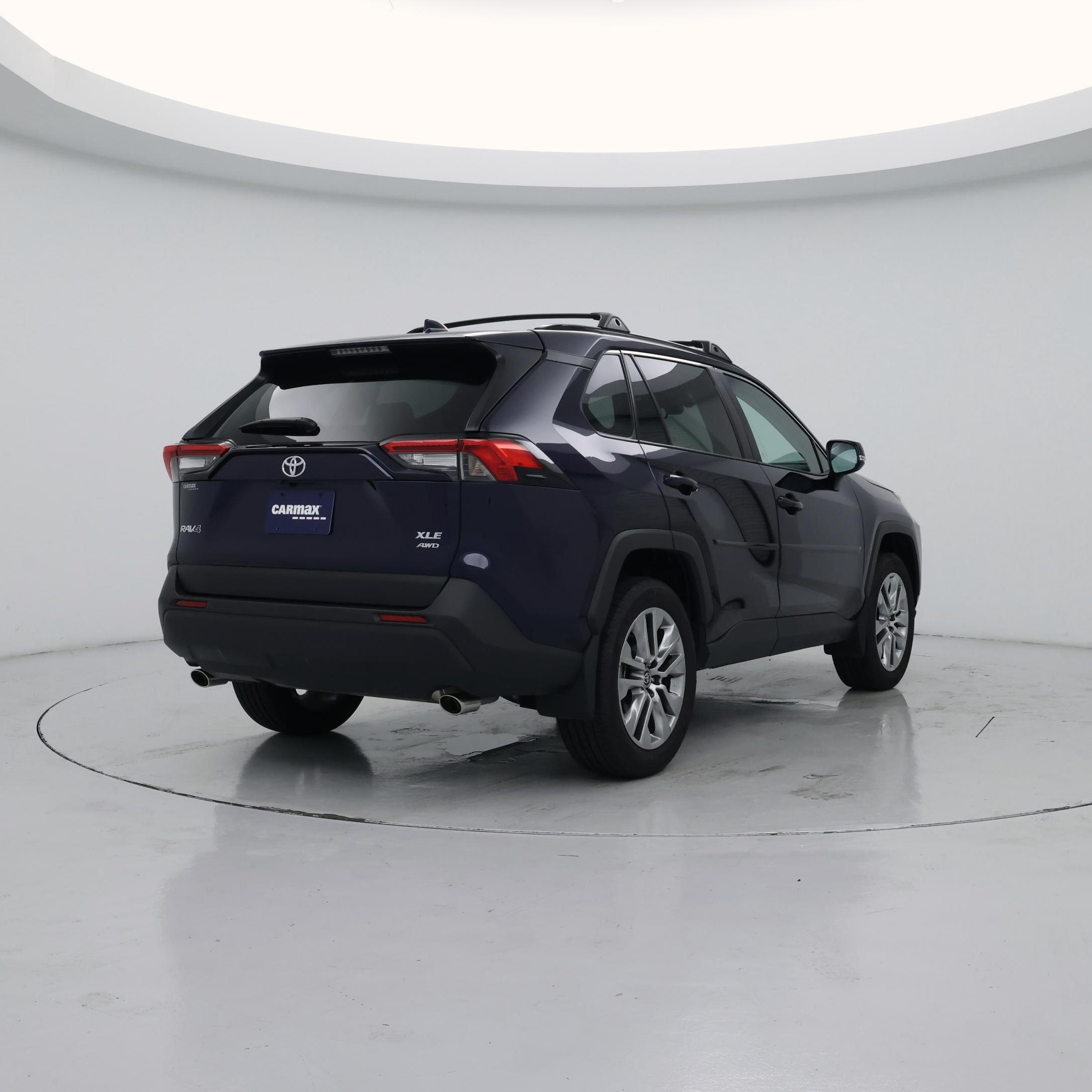 Thumbnail: 2025 Toyota RAV4 - 8