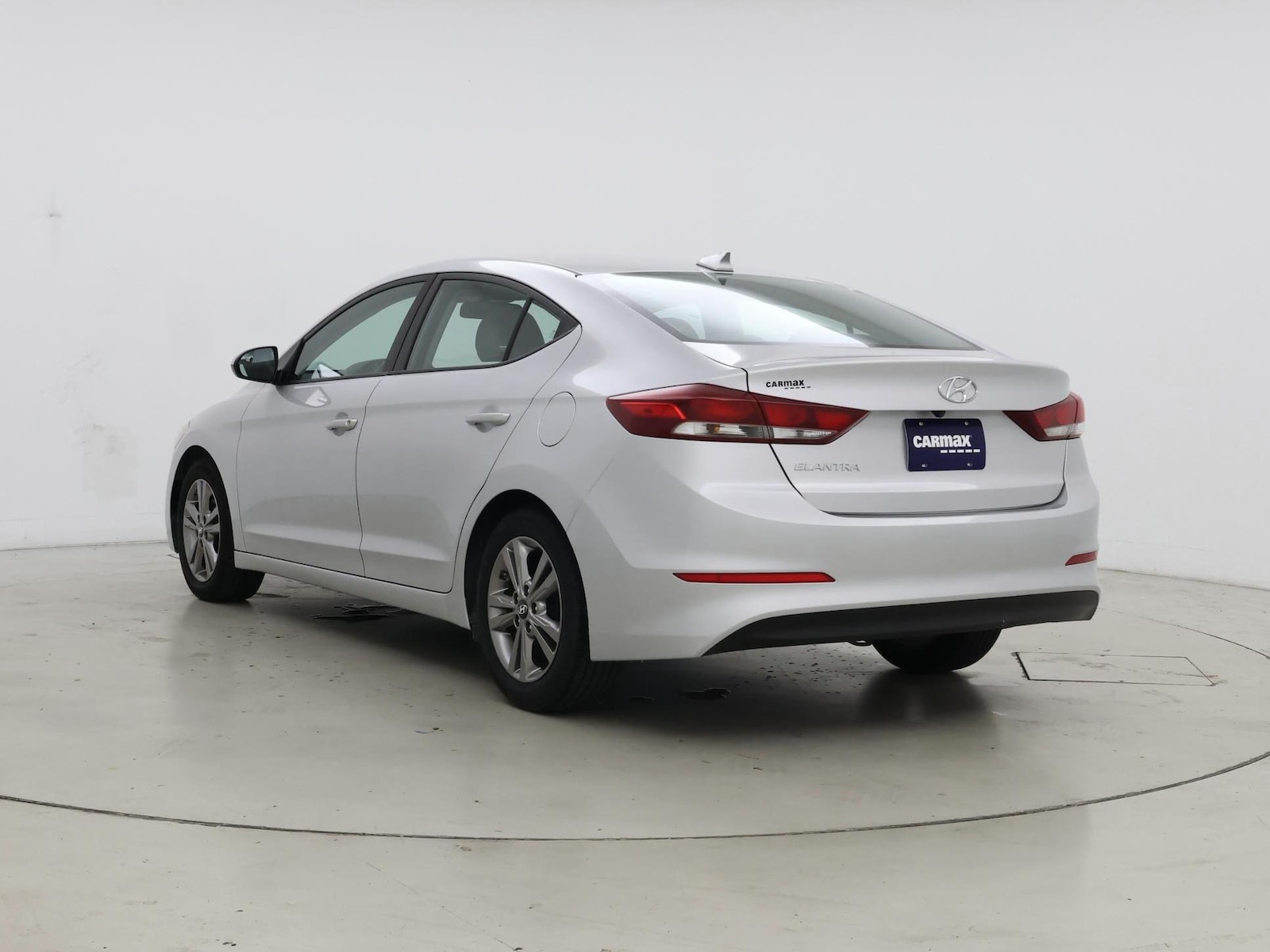 2017 Hyundai Elantra SE - Photo 3