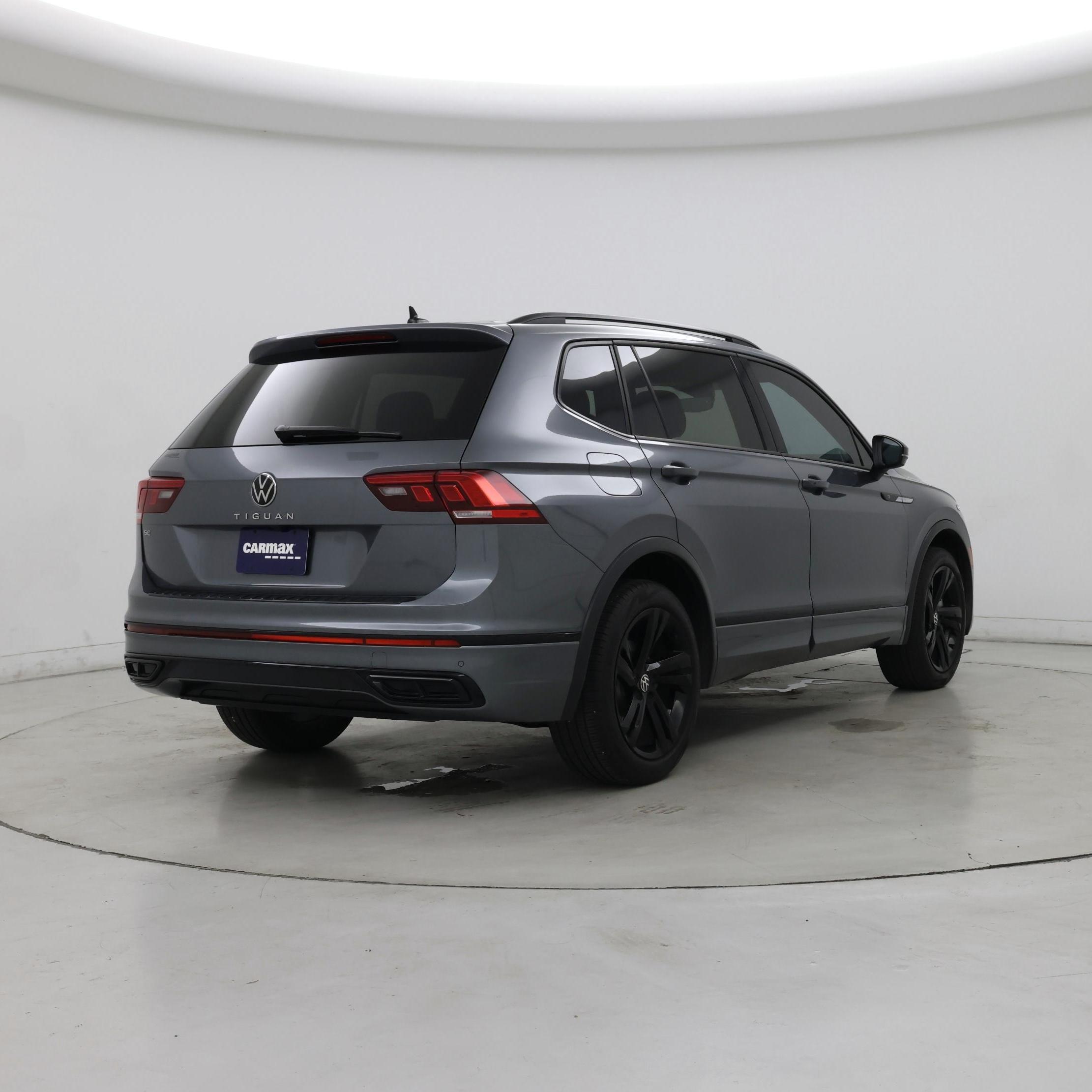 Thumbnail: 2023 Volkswagen Tiguan - 8