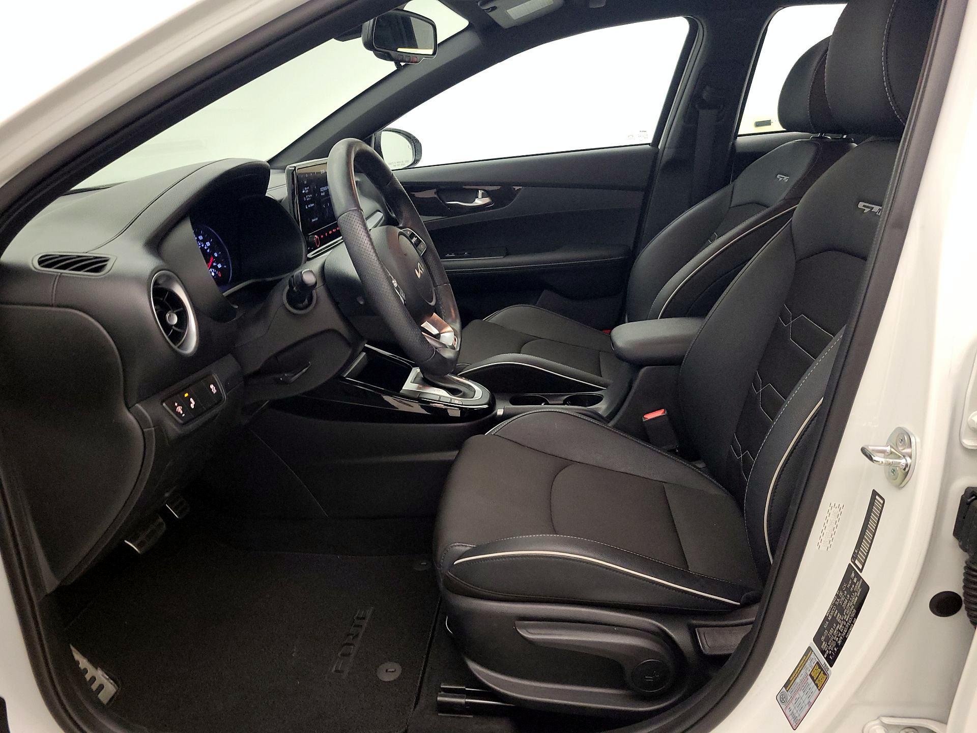 Thumbnail: 2023 Kia Forte - 11