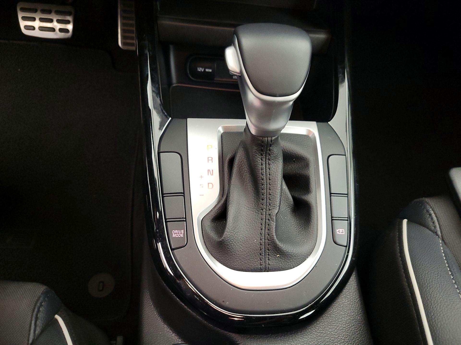 Thumbnail: 2023 Kia Forte - 17