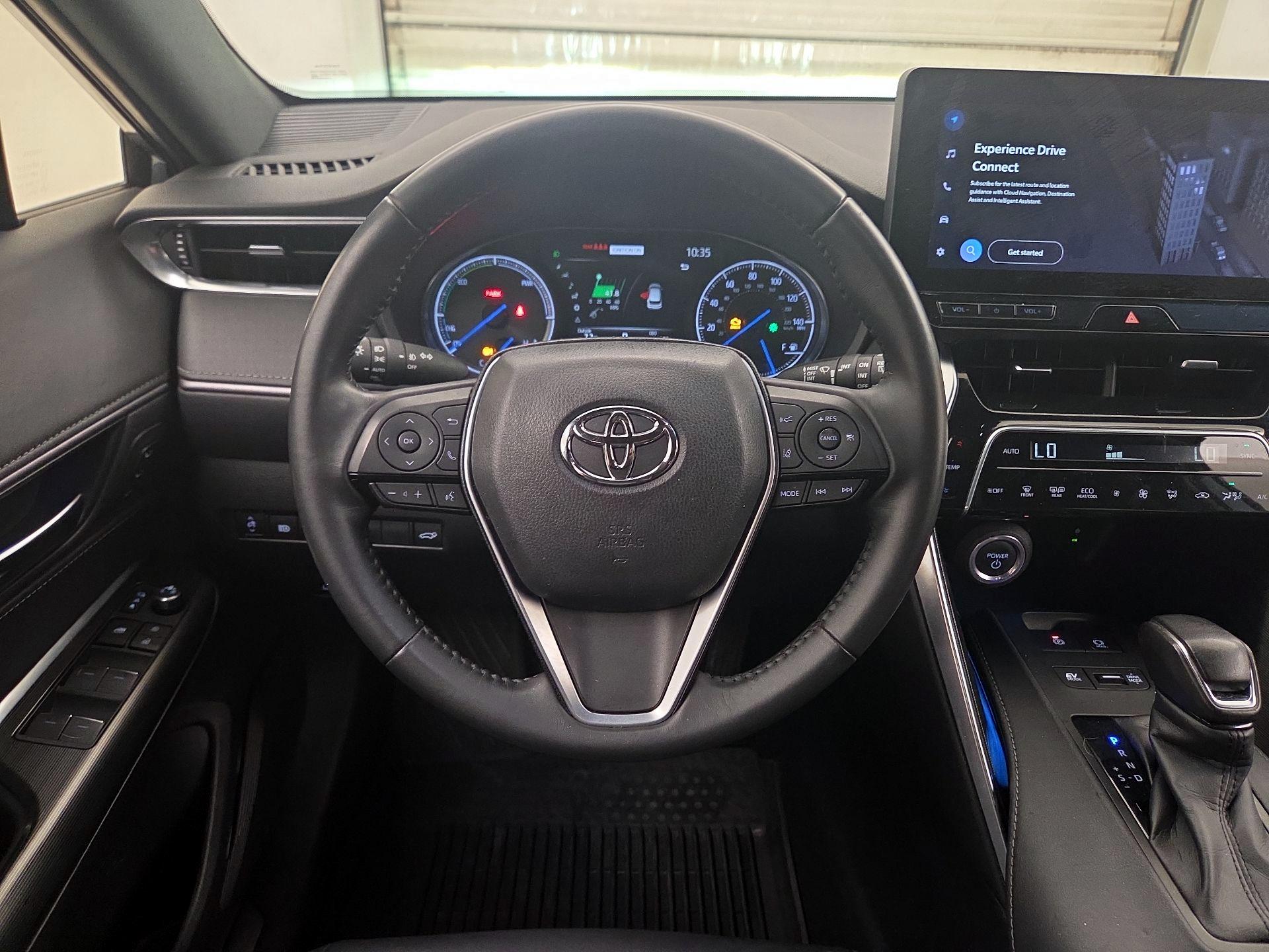 Thumbnail: 2023 Toyota Venza - 10