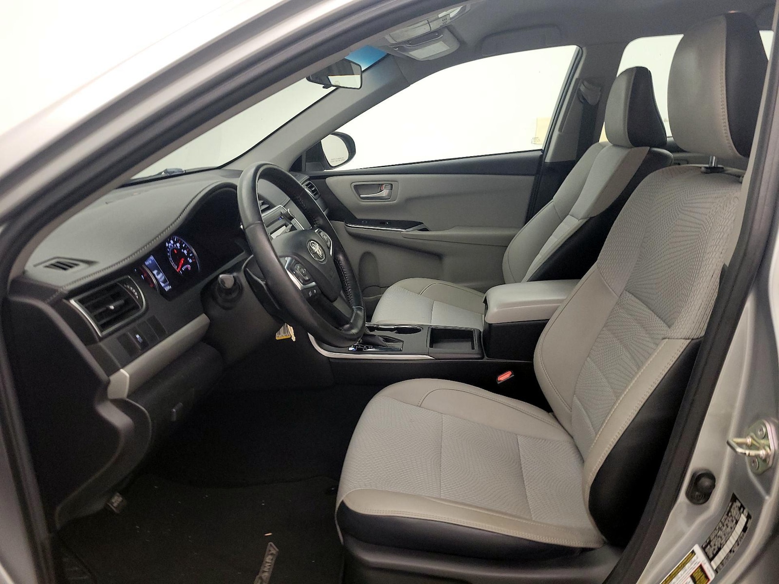 Power Seat(s) & Side Airbags