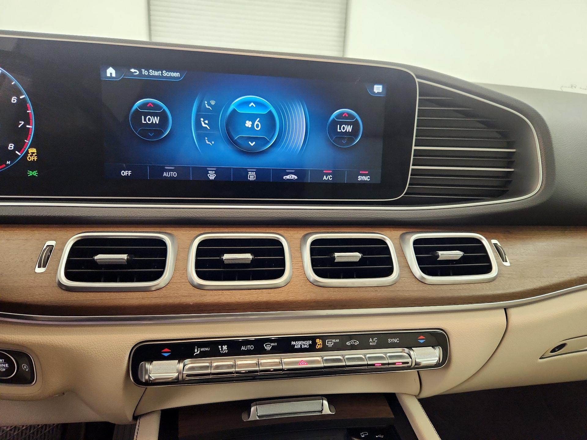 Thumbnail: 2021 Mercedes-Benz GLE - 17
