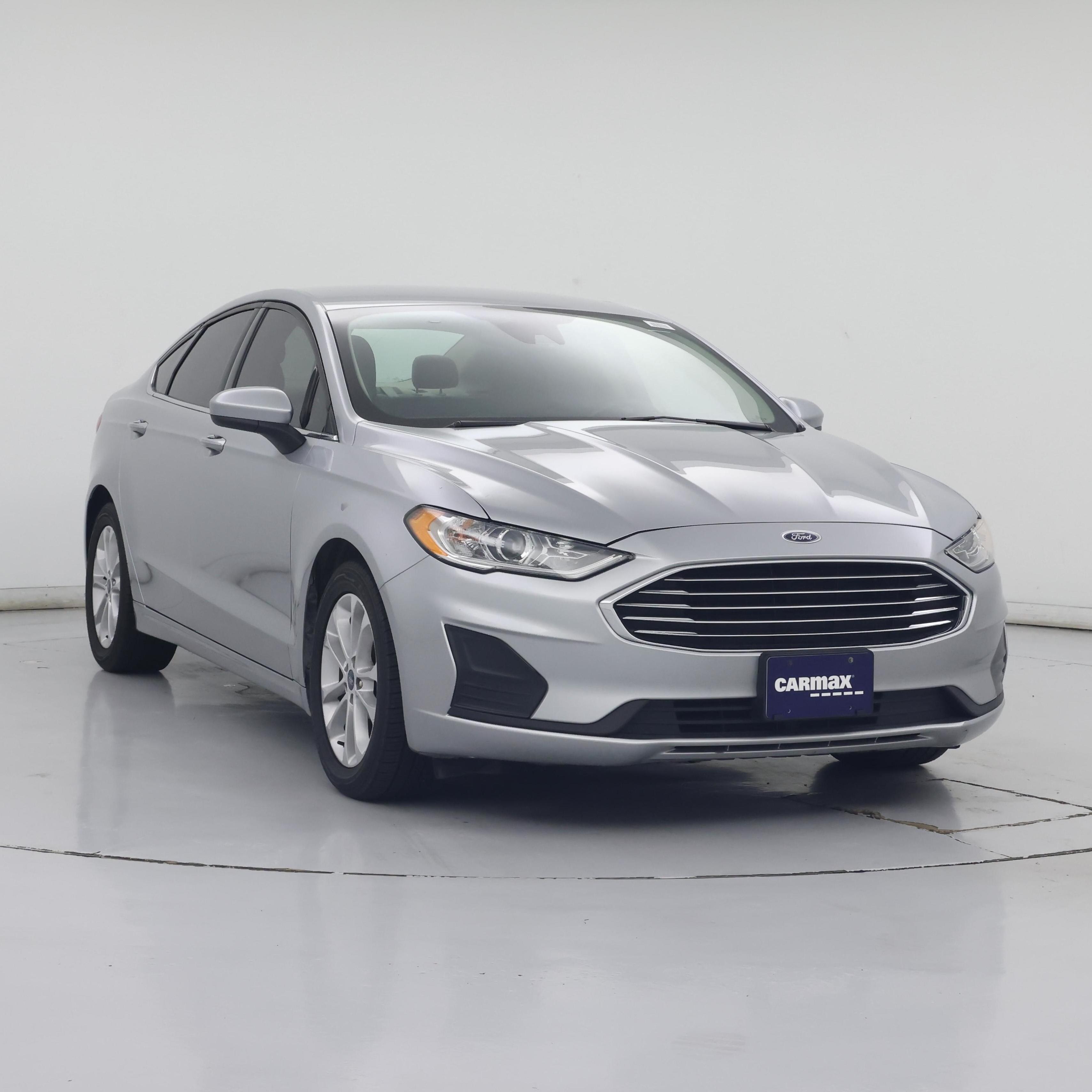 Gray 2020 Ford Fusion Sedan Front-Wheel Drive Automatic