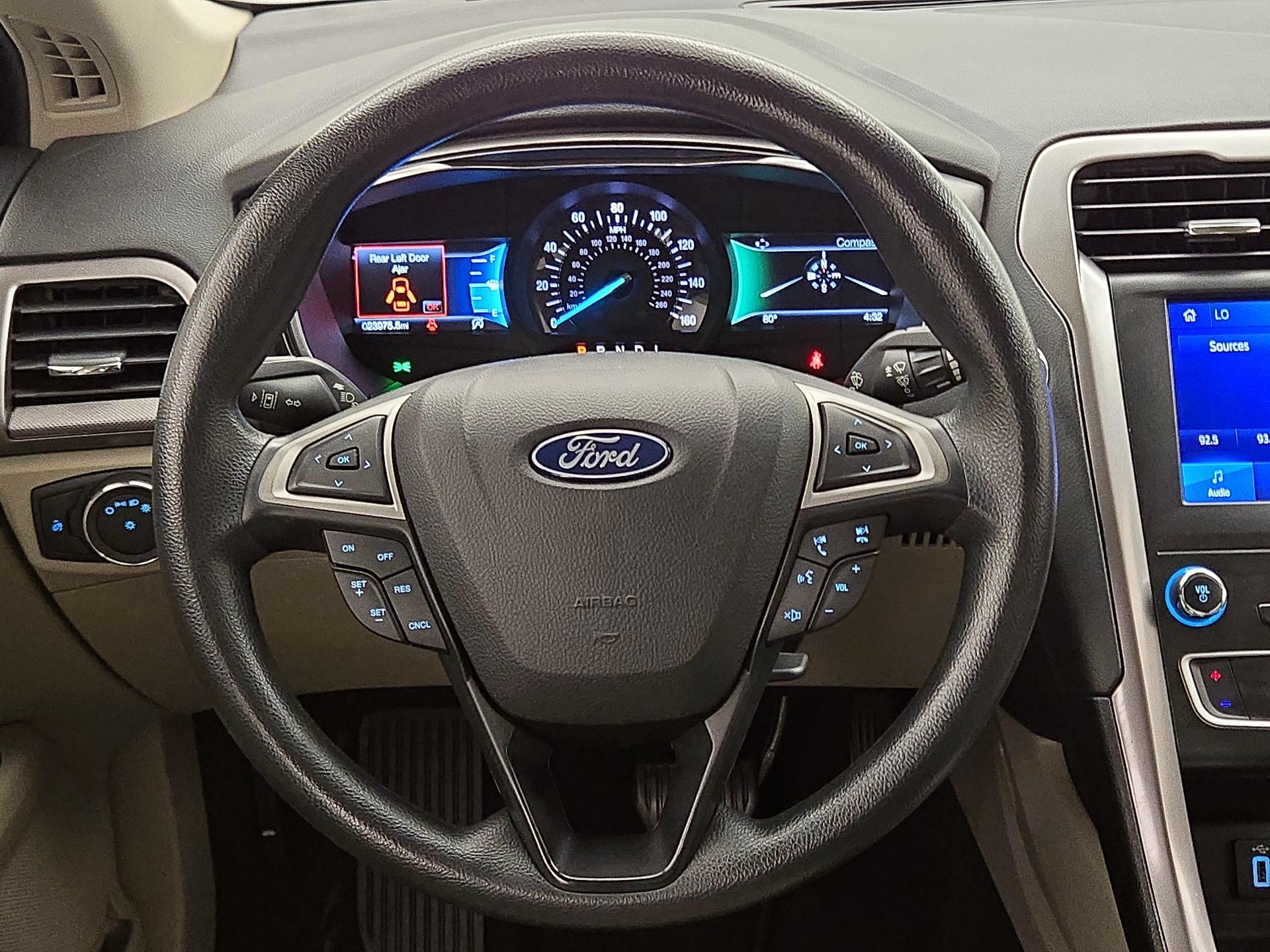 Thumbnail: 2020 Ford Fusion - 10