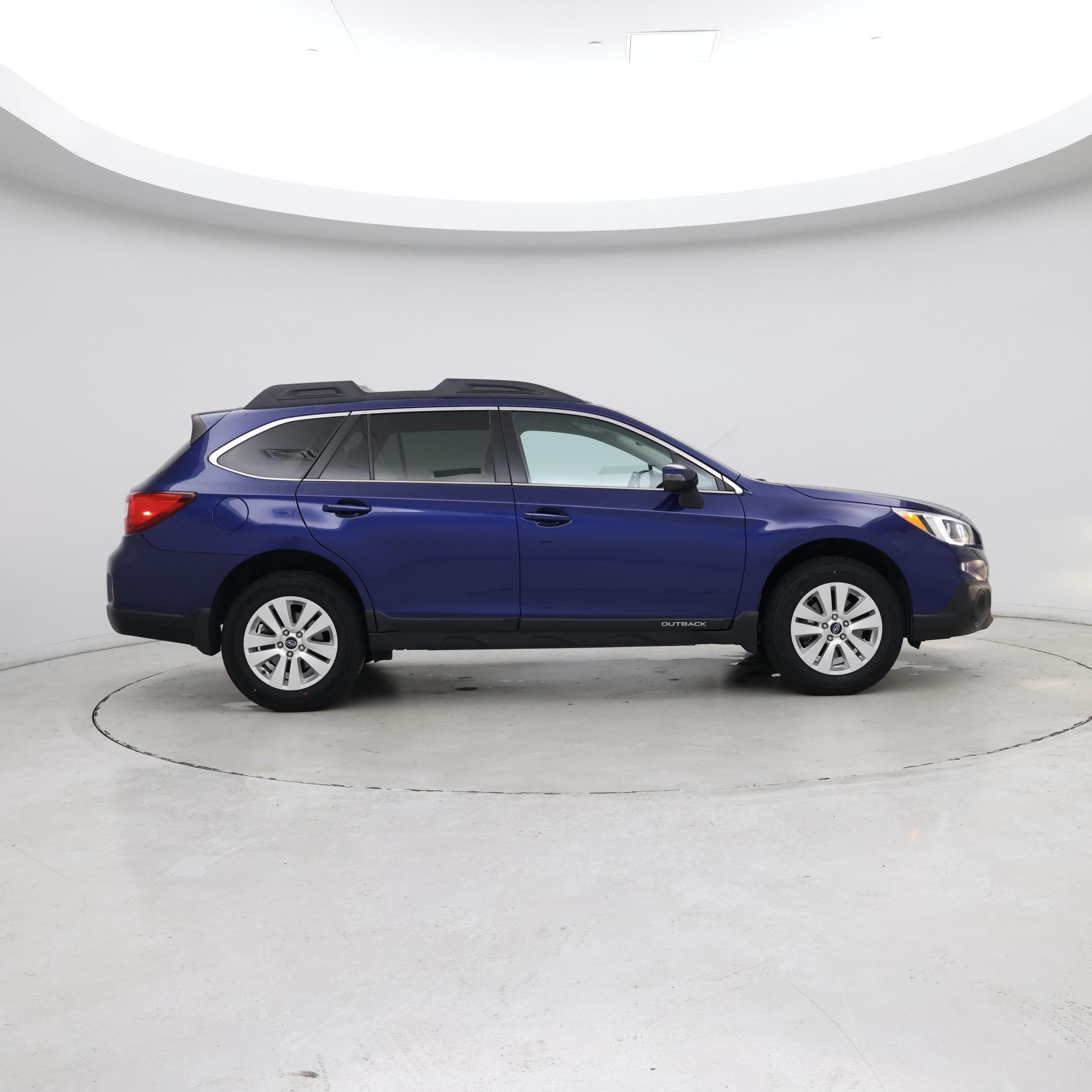Thumbnail: 2016 Subaru Outback - 7