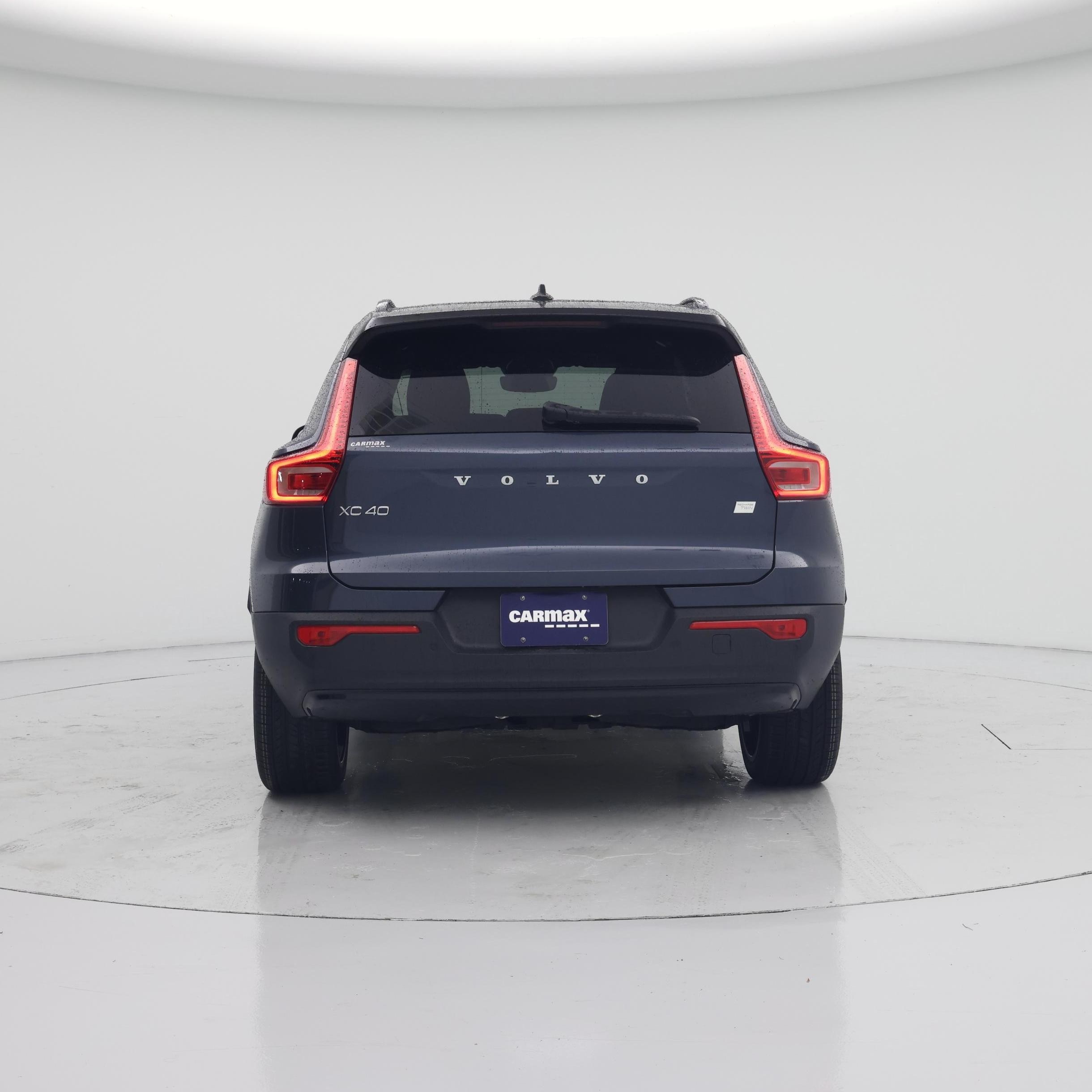 Thumbnail: 2022 Volvo XC40 - 6