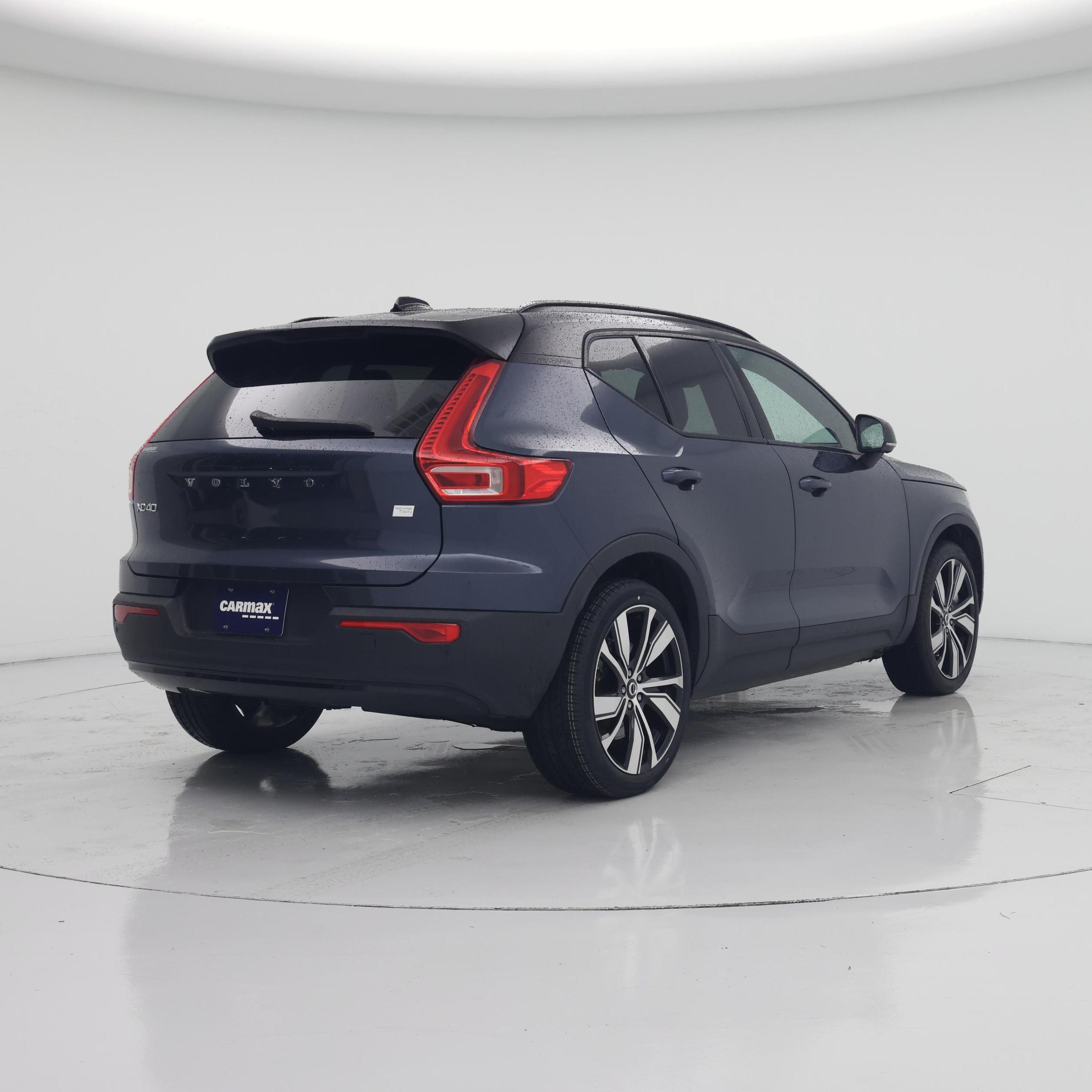 Thumbnail: 2022 Volvo XC40 - 8