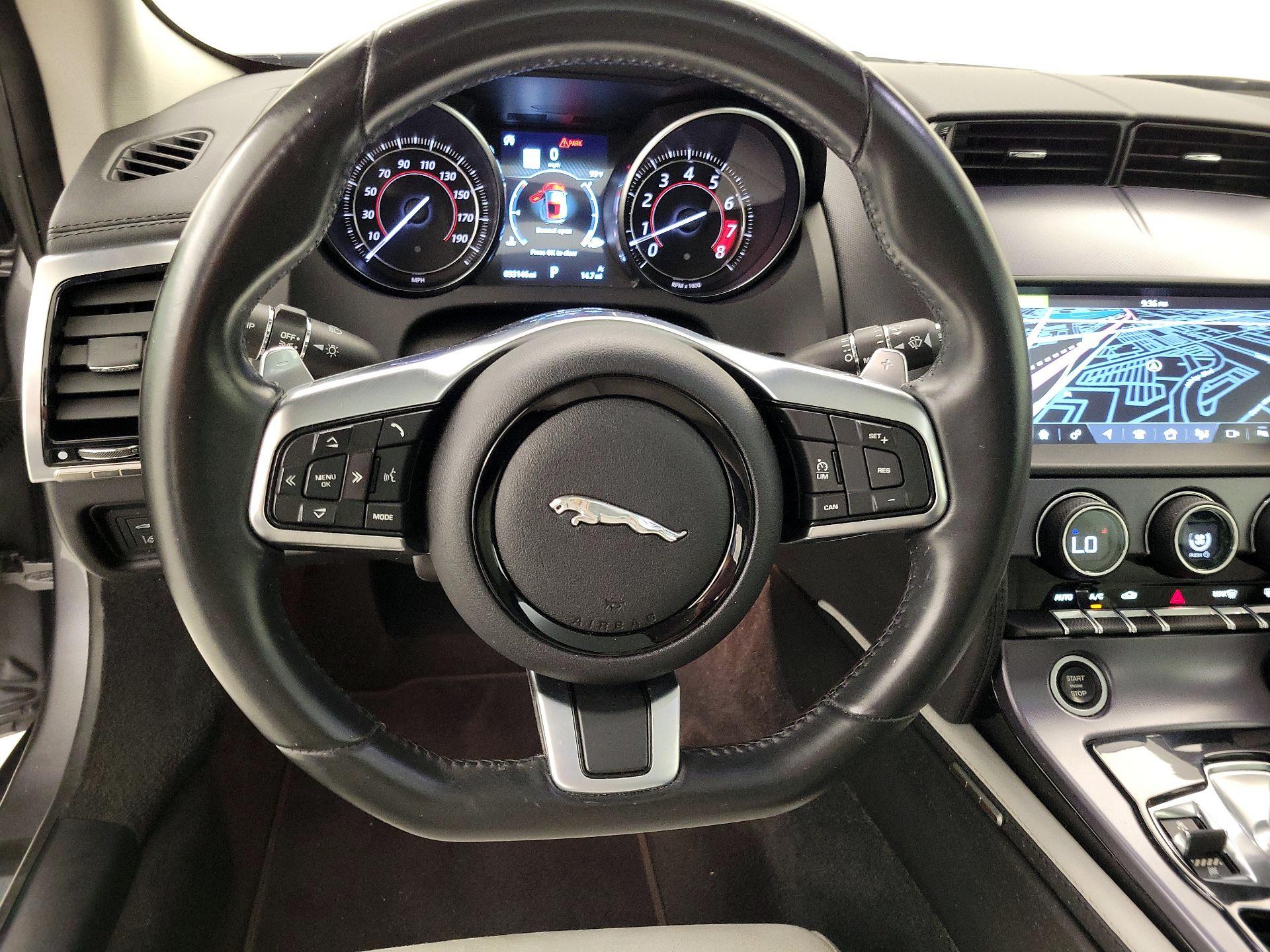 Thumbnail: 2020 Jaguar F-Type - 10