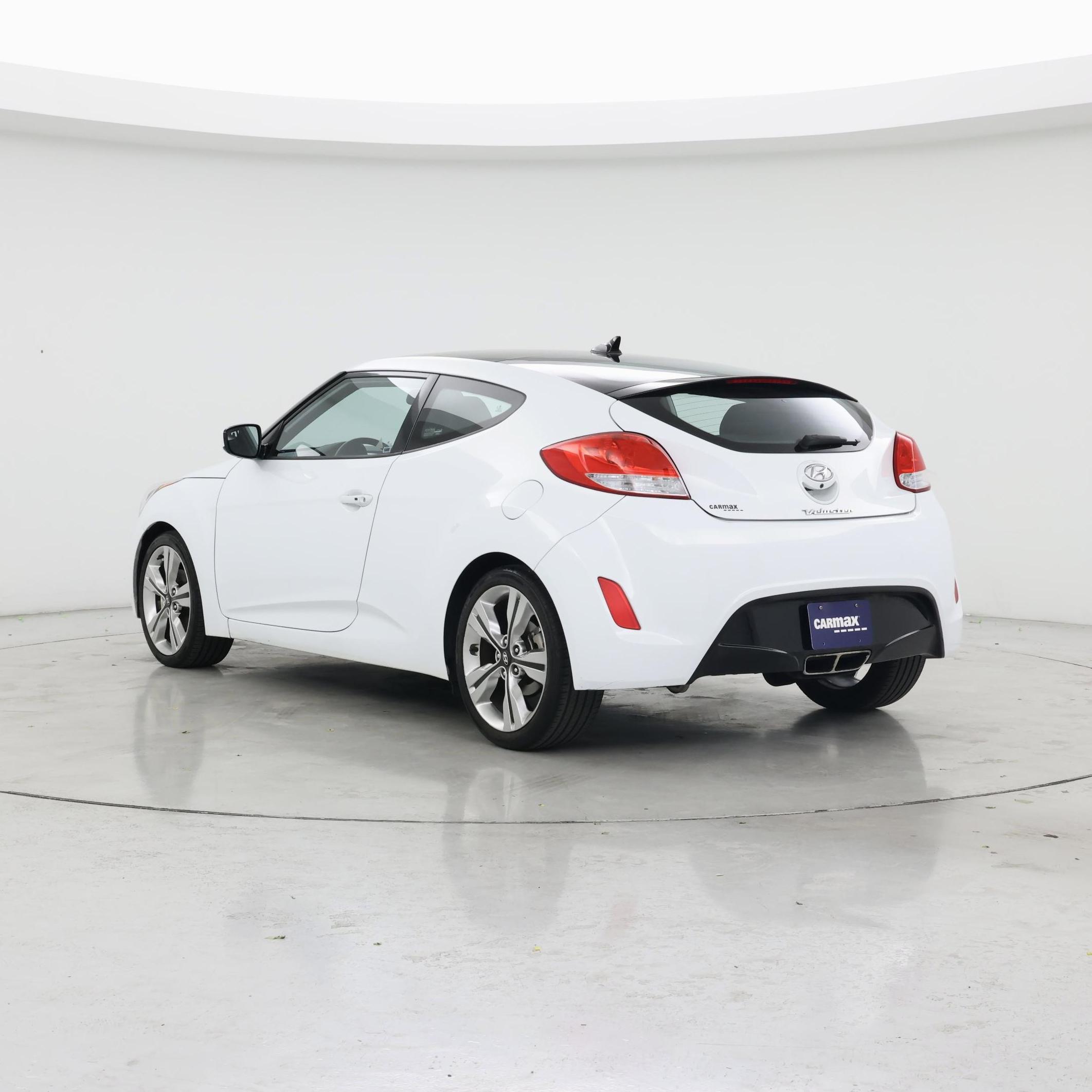 Thumbnail: 2017 Hyundai Veloster - 2