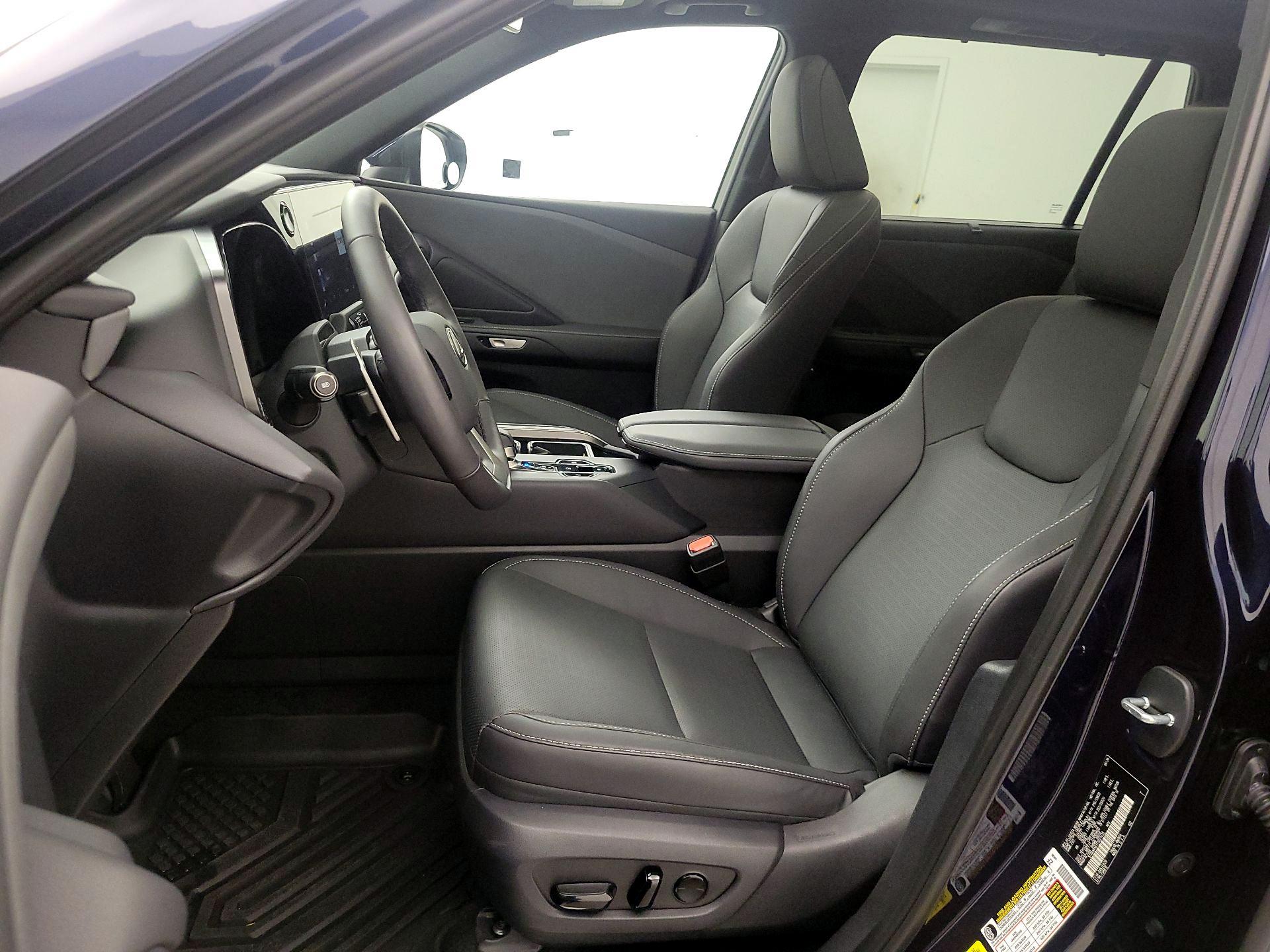 Thumbnail: 2026 Lexus TX - 11