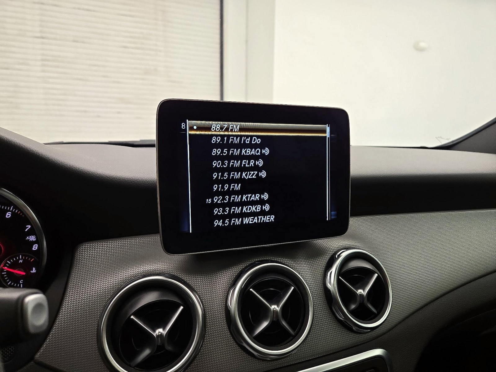 2019 Mercedes-Benz GLA-Class GLA250 - Photo 16