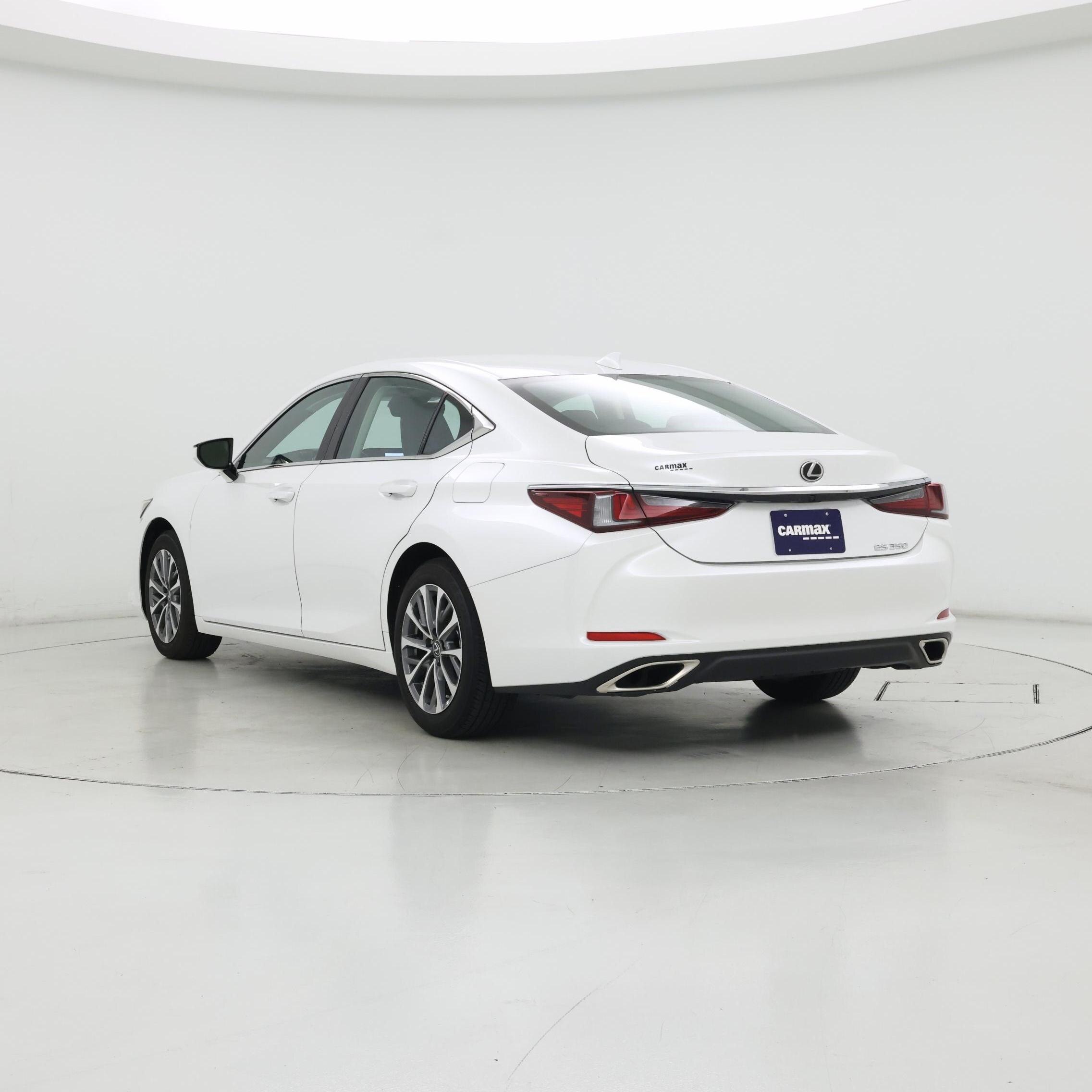 Thumbnail: 2025 Lexus ES - 2