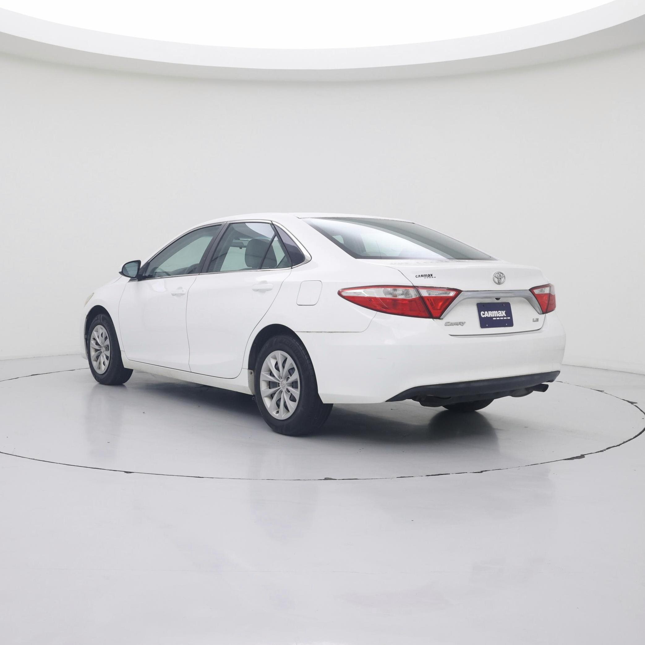 Thumbnail: 2015 Toyota Camry - 2
