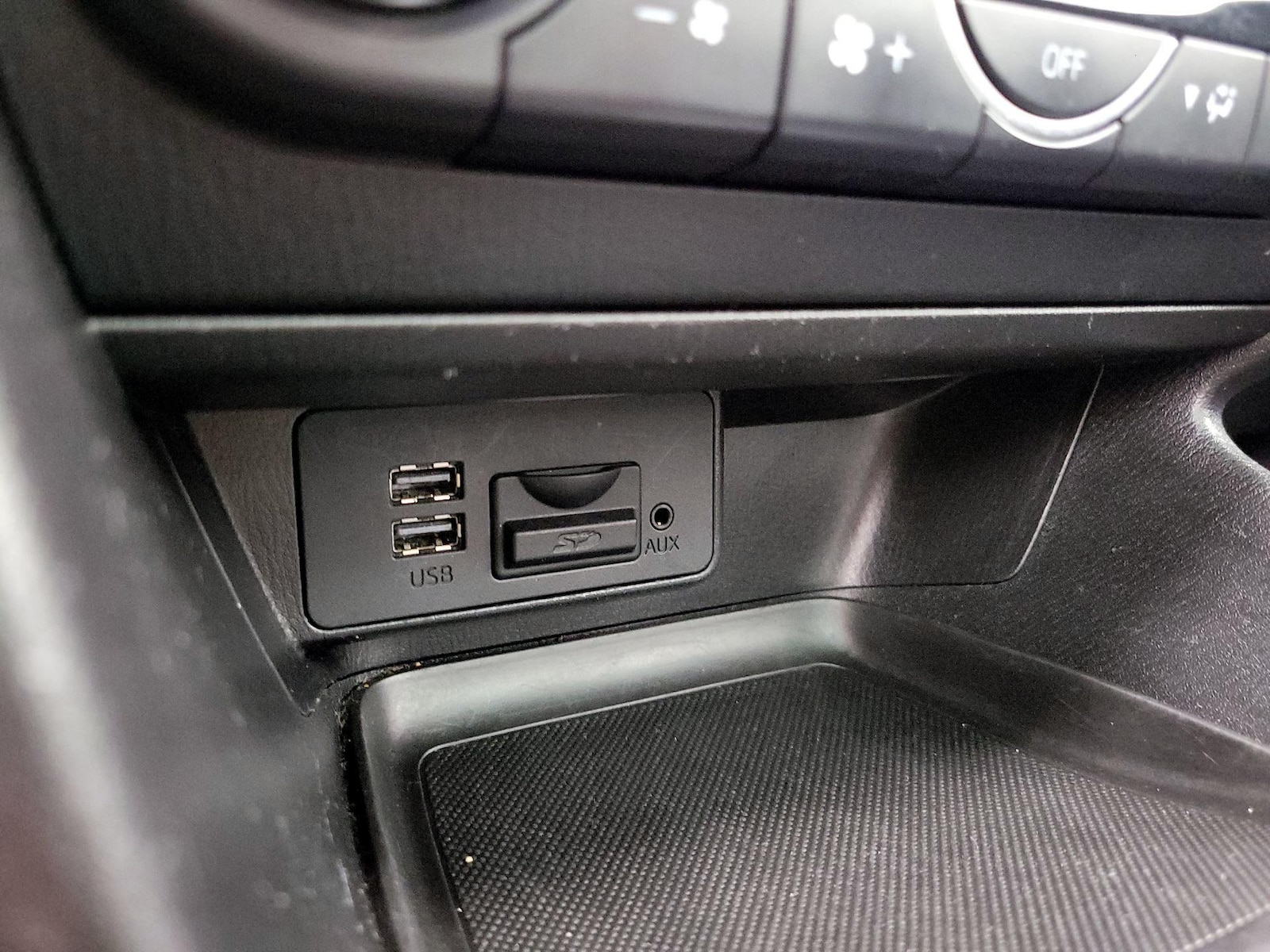 2017 Mazda Mazda3 Grand Touring - Photo 20