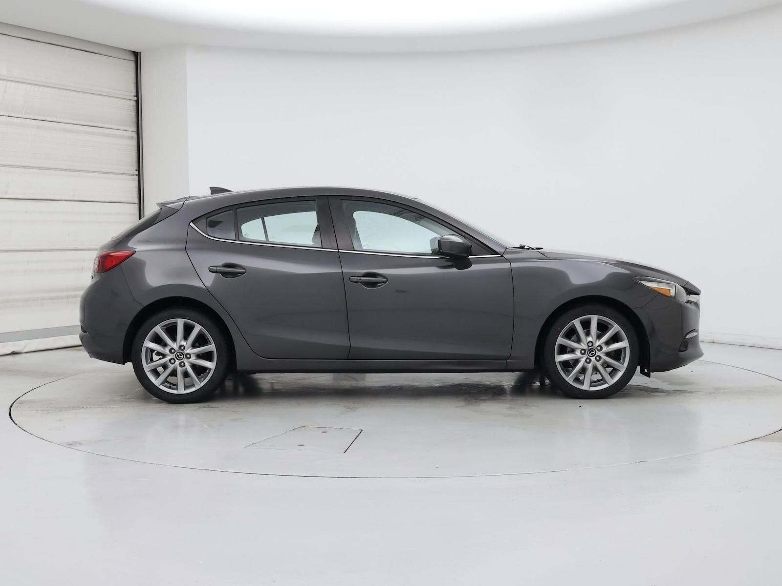 2017 Mazda Mazda3 Grand Touring - Photo 8