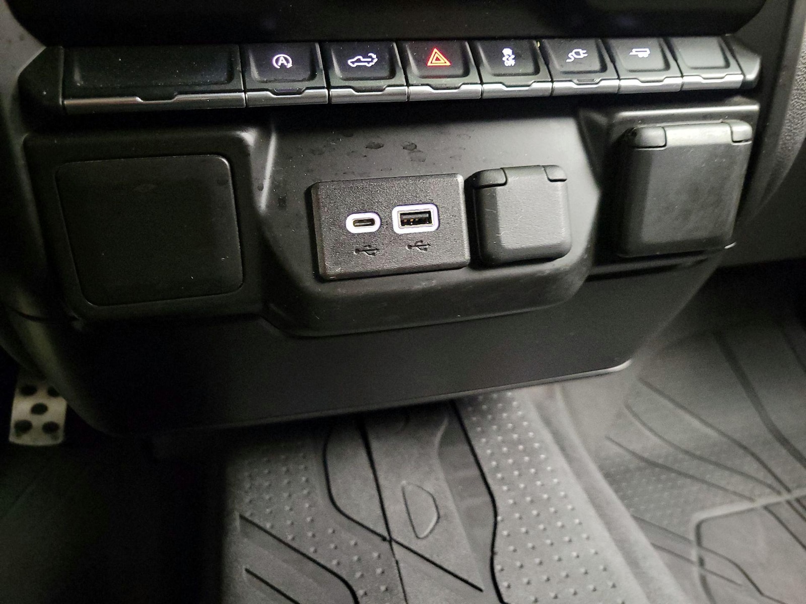 2021 Chevrolet Silverado 1500 Custom - Photo 19