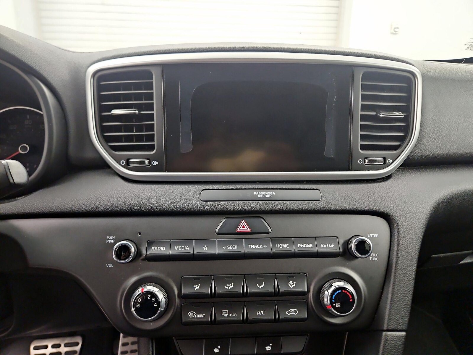 2020 Kia Sportage S - Photo 16