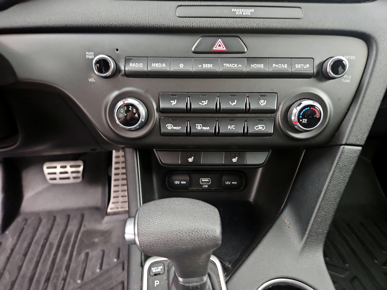 2020 Kia Sportage S - Photo 17