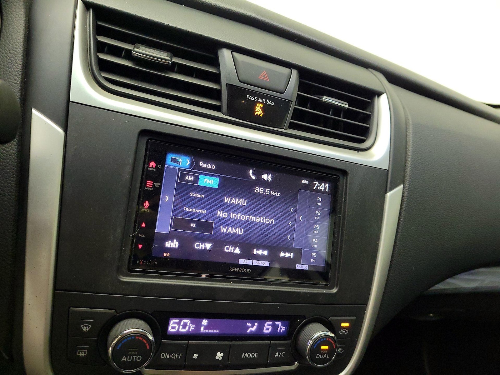 2016 Nissan Altima SL - Photo 16