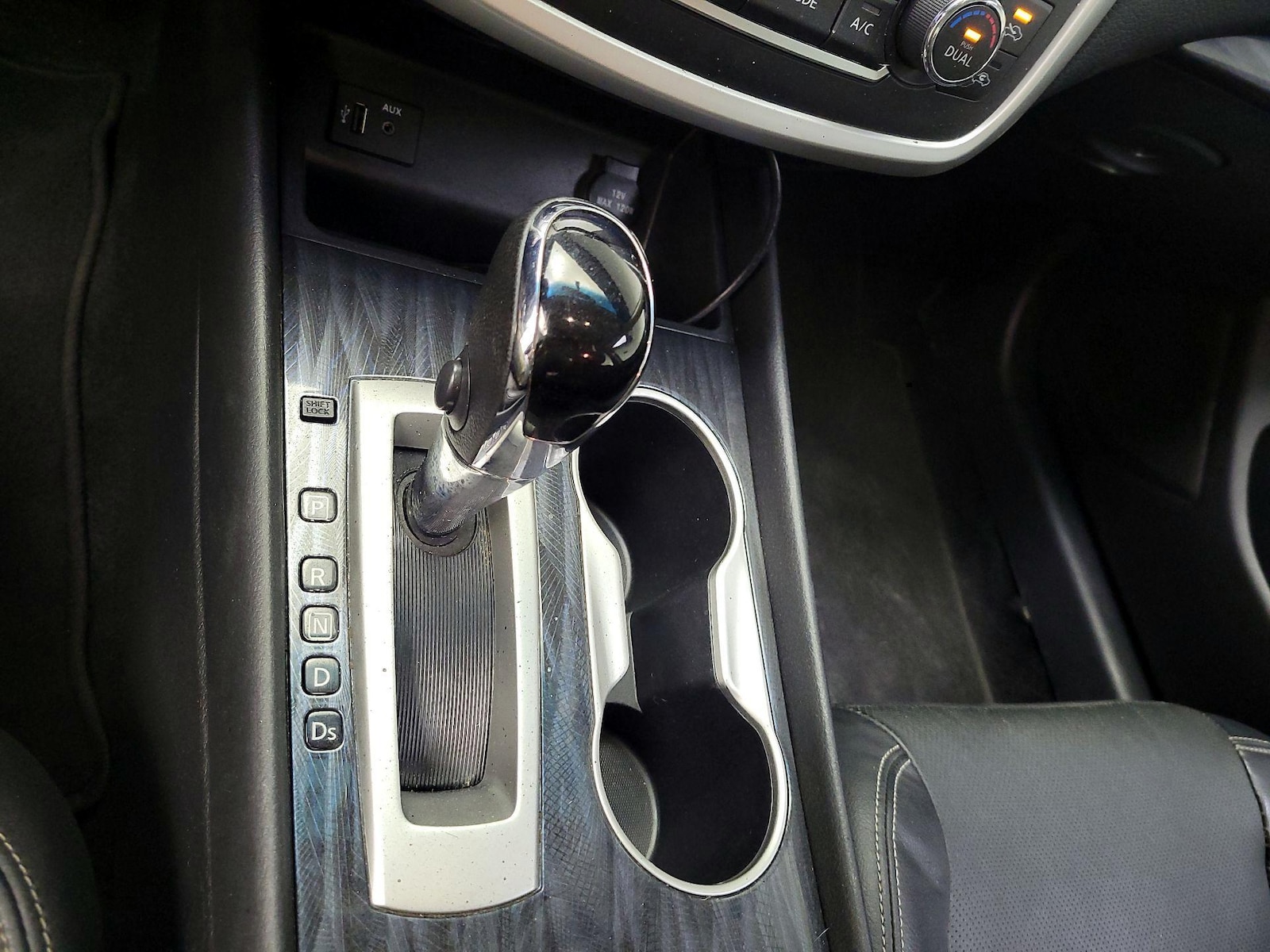 2016 Nissan Altima SL - Photo 18