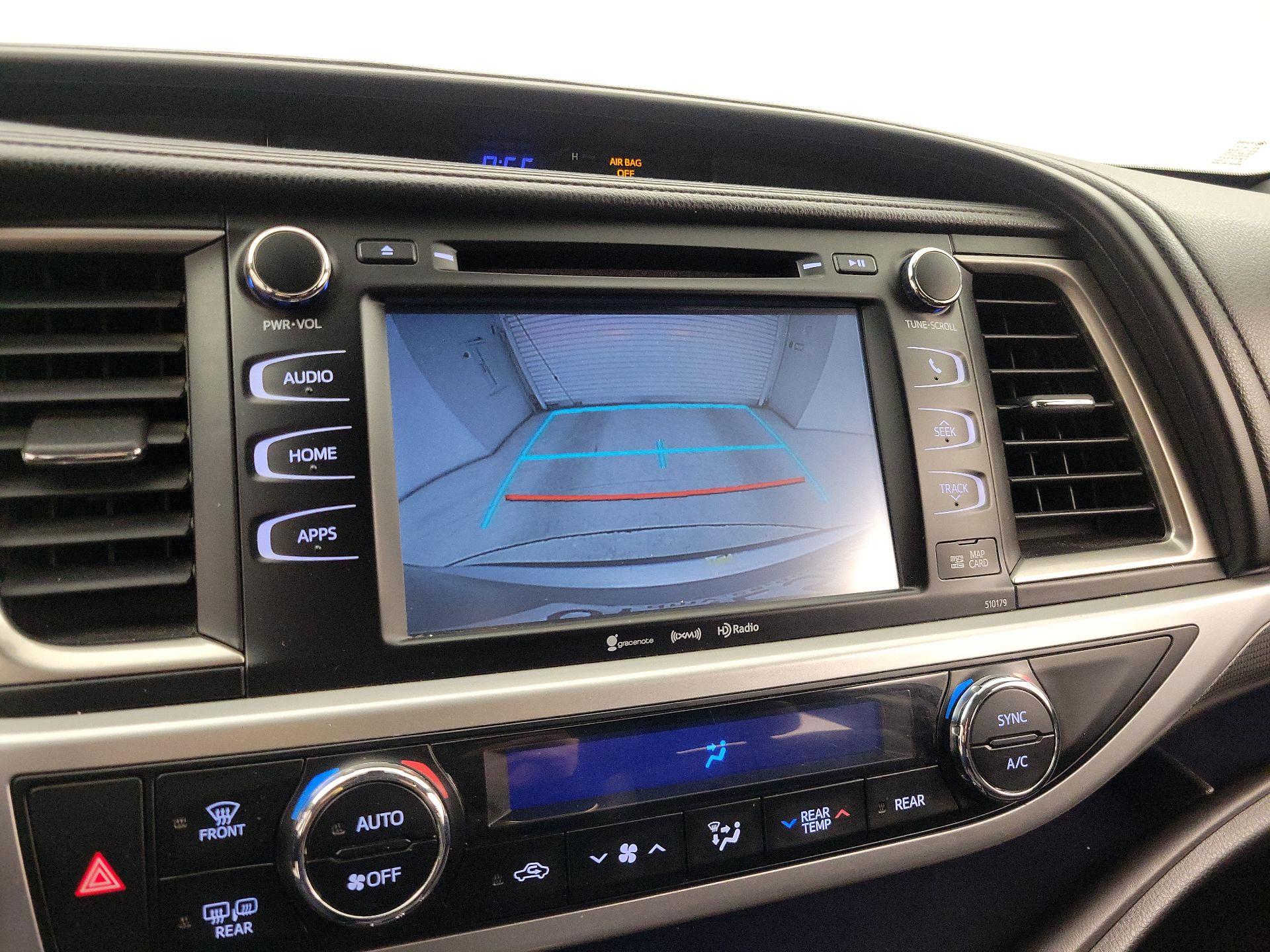 Thumbnail: 2017 Toyota Highlander - 15