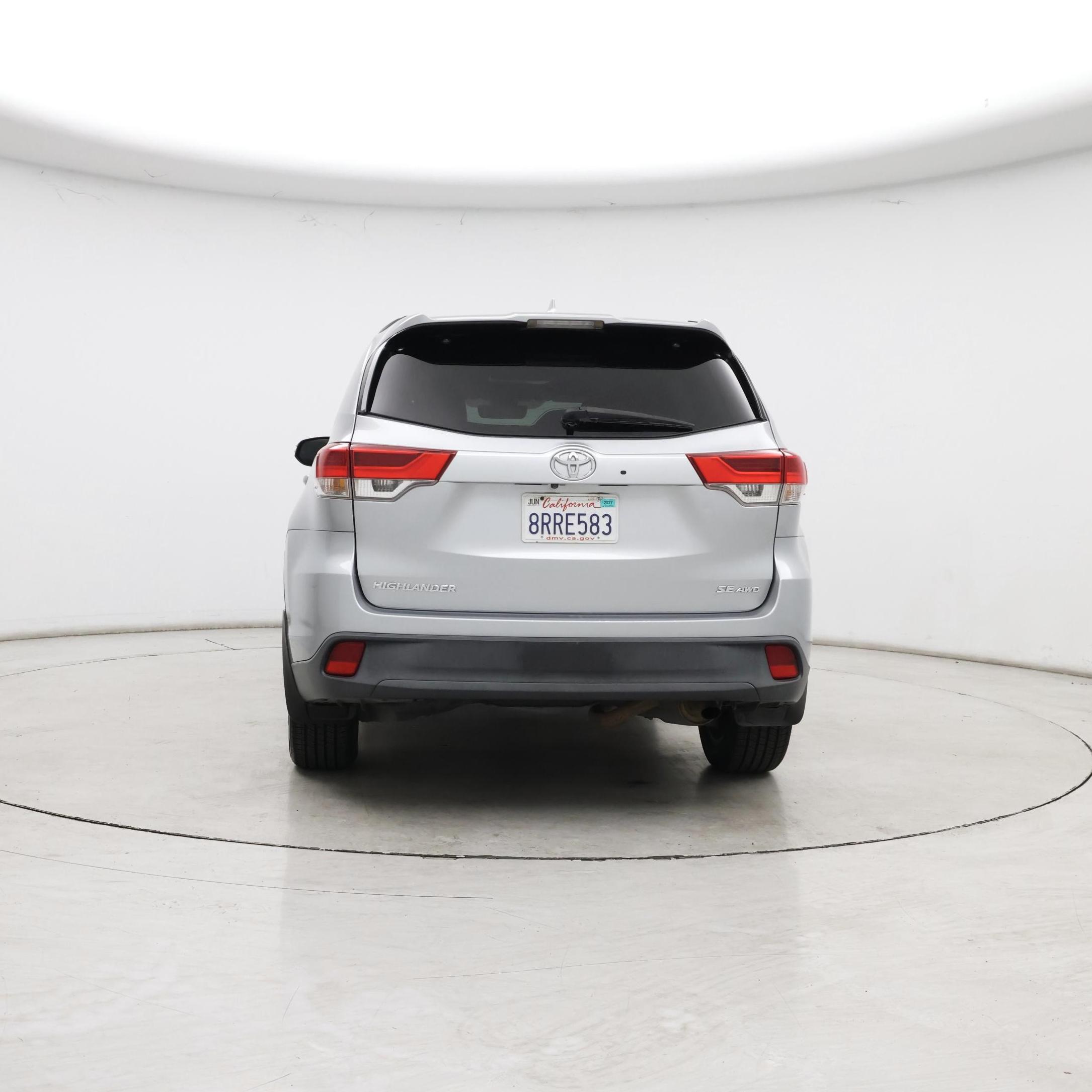 Thumbnail: 2017 Toyota Highlander - 6
