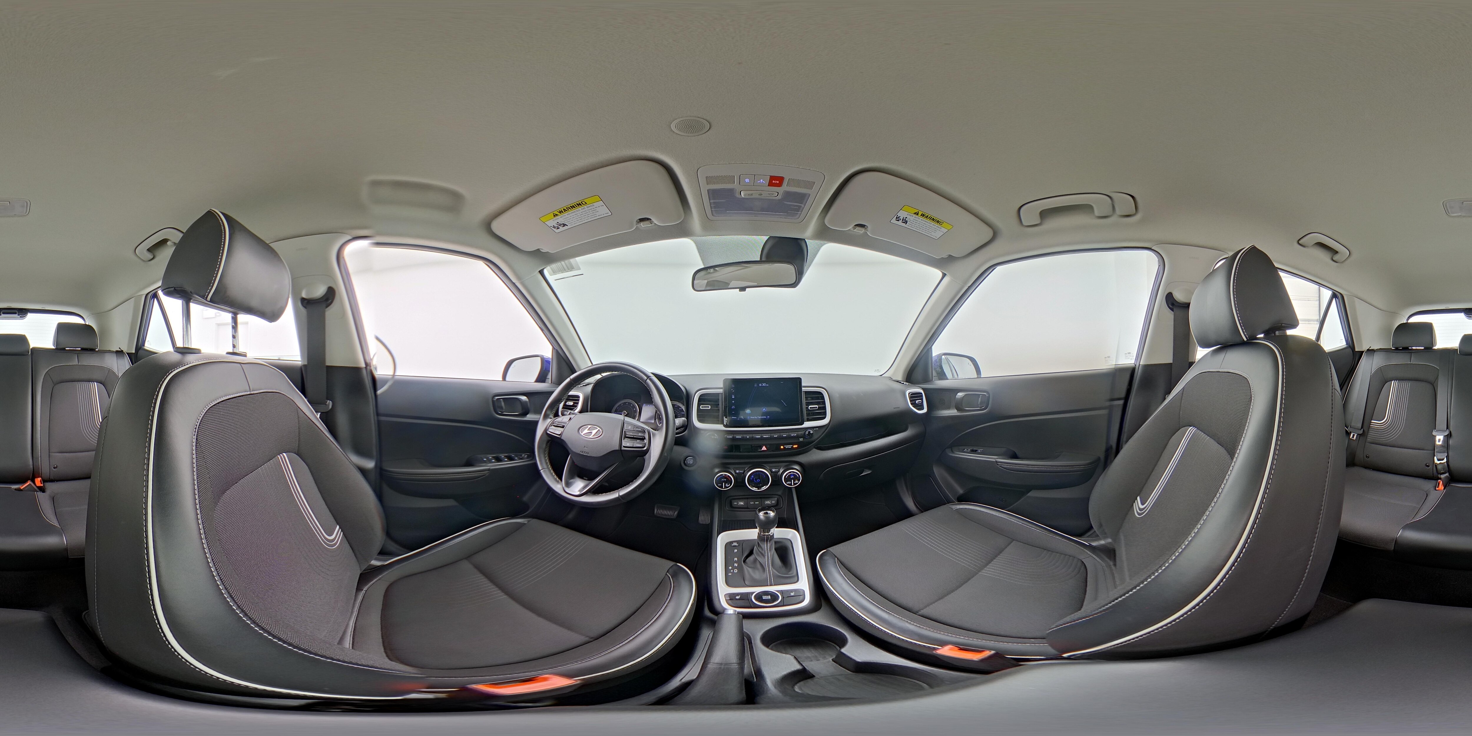 2022 Hyundai Venue Limited - Photo 25