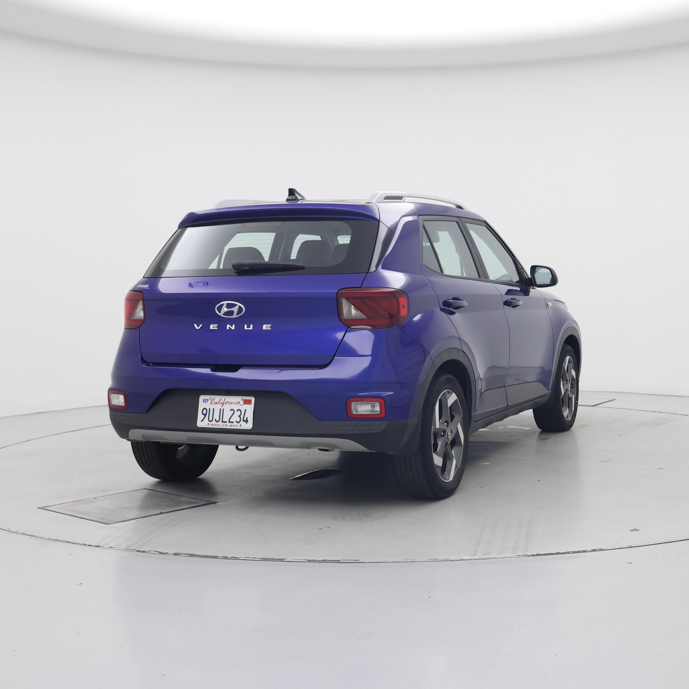 Thumbnail: 2022 Hyundai Venue - 8