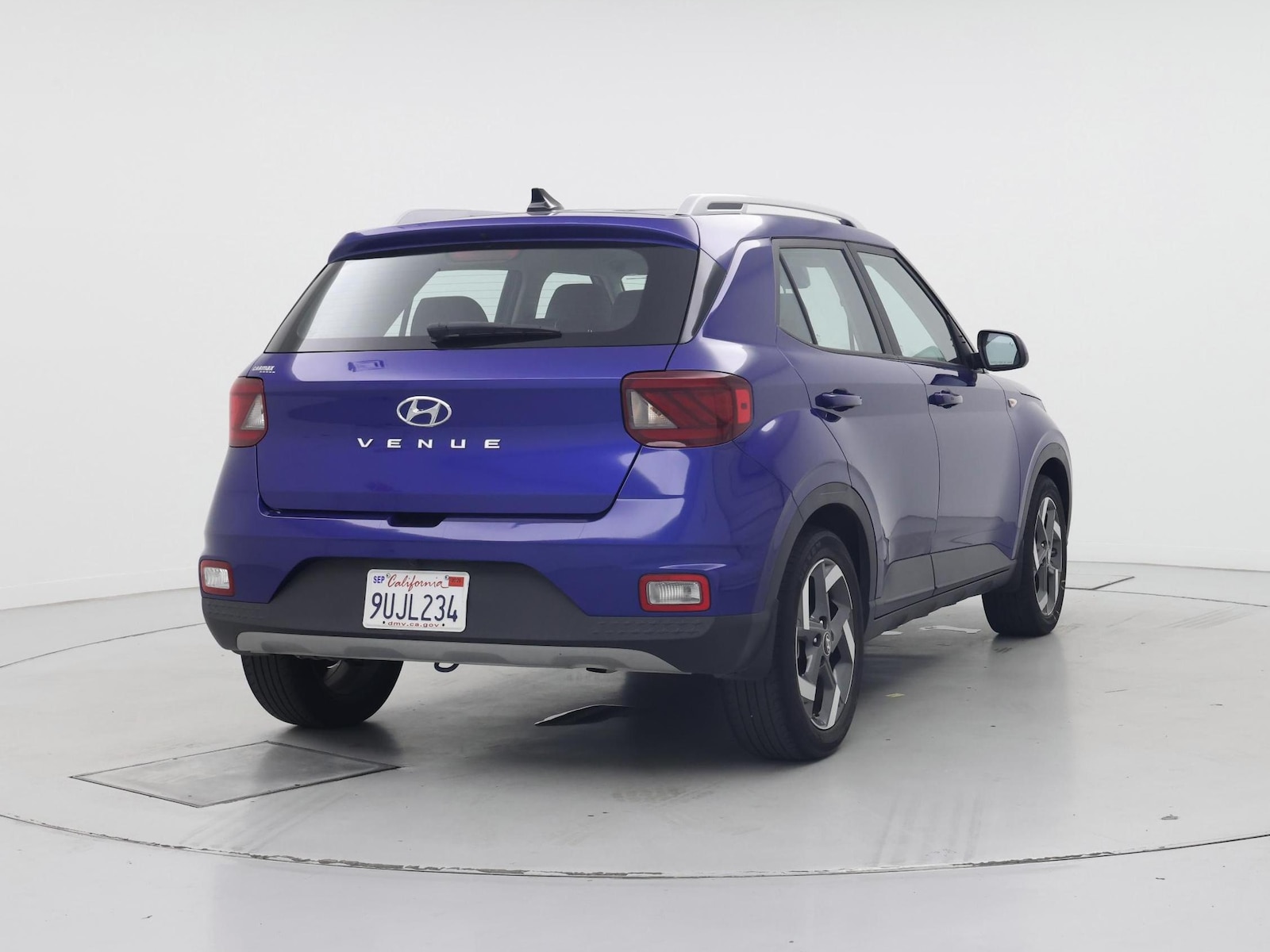 2022 Hyundai Venue Limited - Photo 9