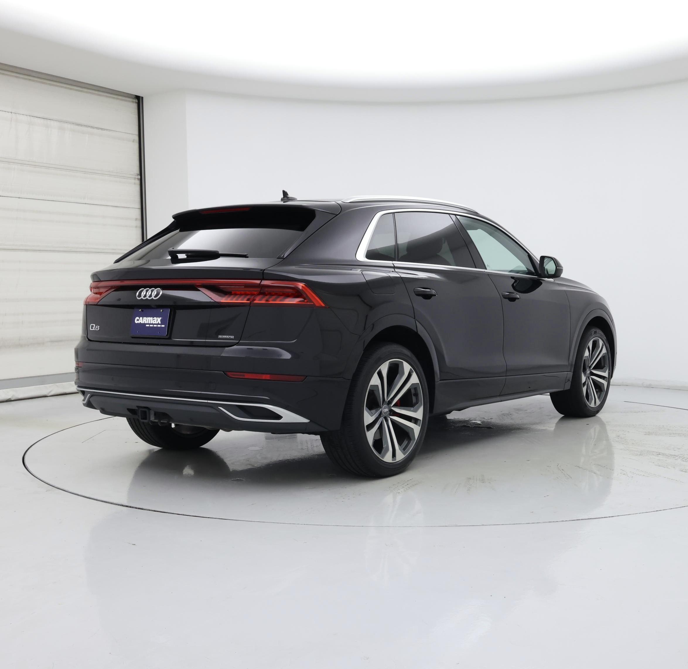 Thumbnail: 2019 Audi Q8 - 8